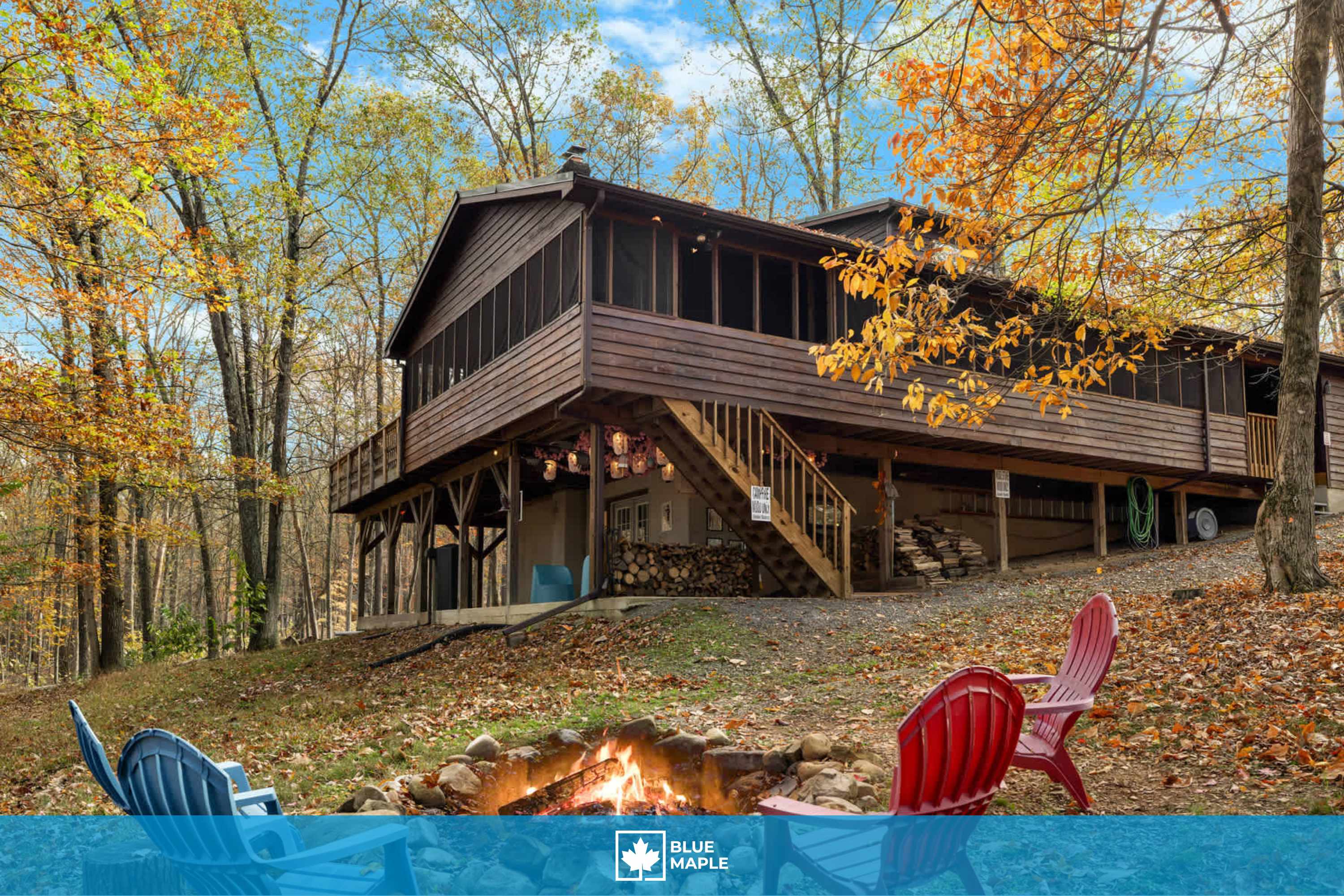 Hot Tub, Deck, Grill, Fire Pit, Game Room & WiFi