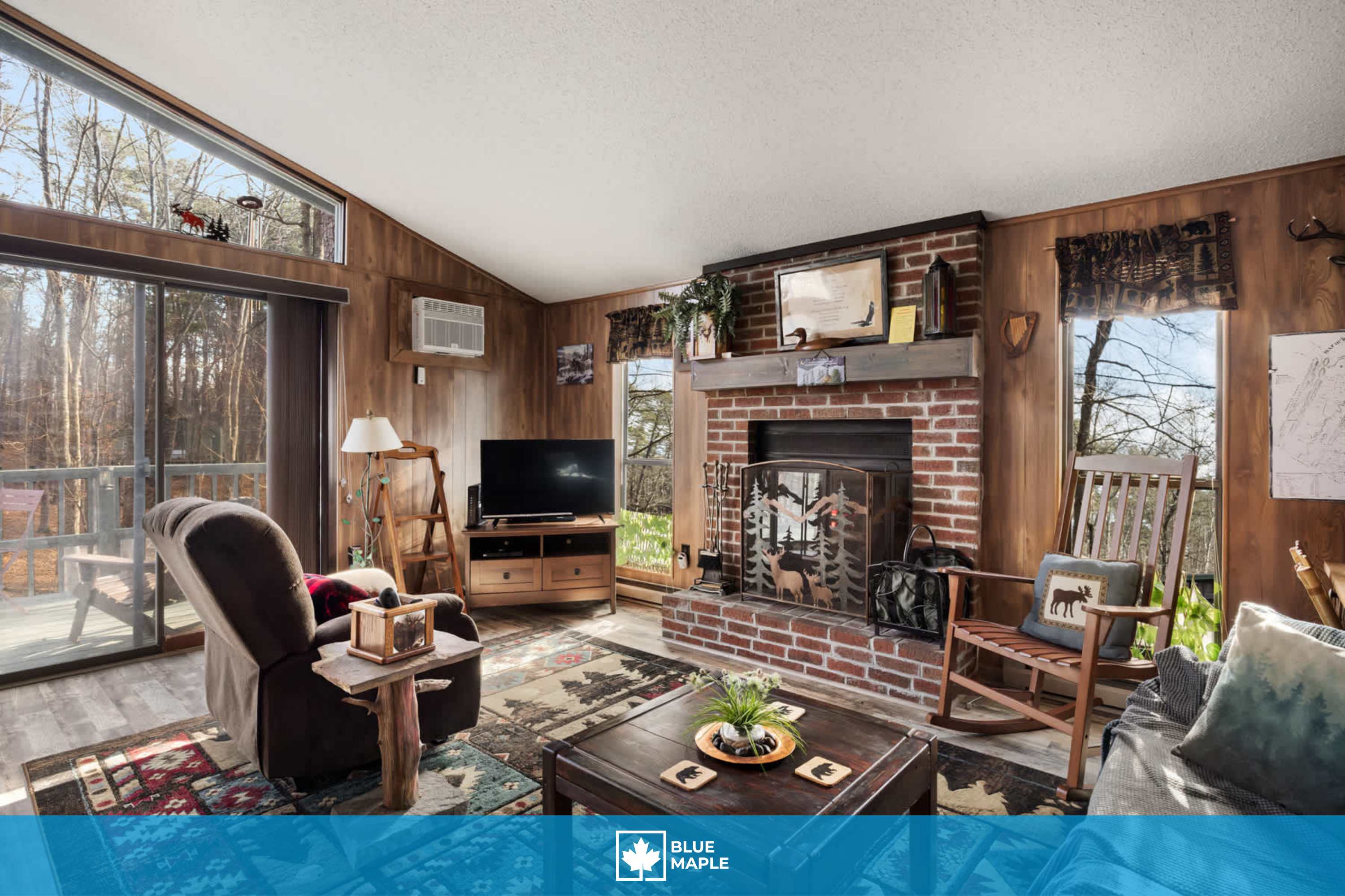 Zen Vibe w/Hot Tub, Fireplace, Grill, Deck & More