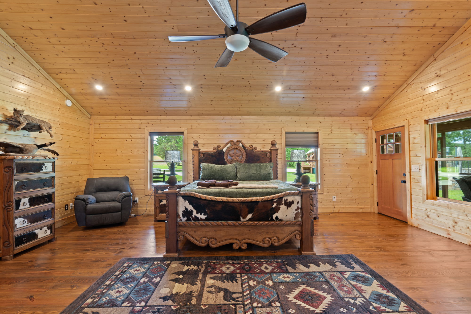 Main floor primary bedroom at The Lodge