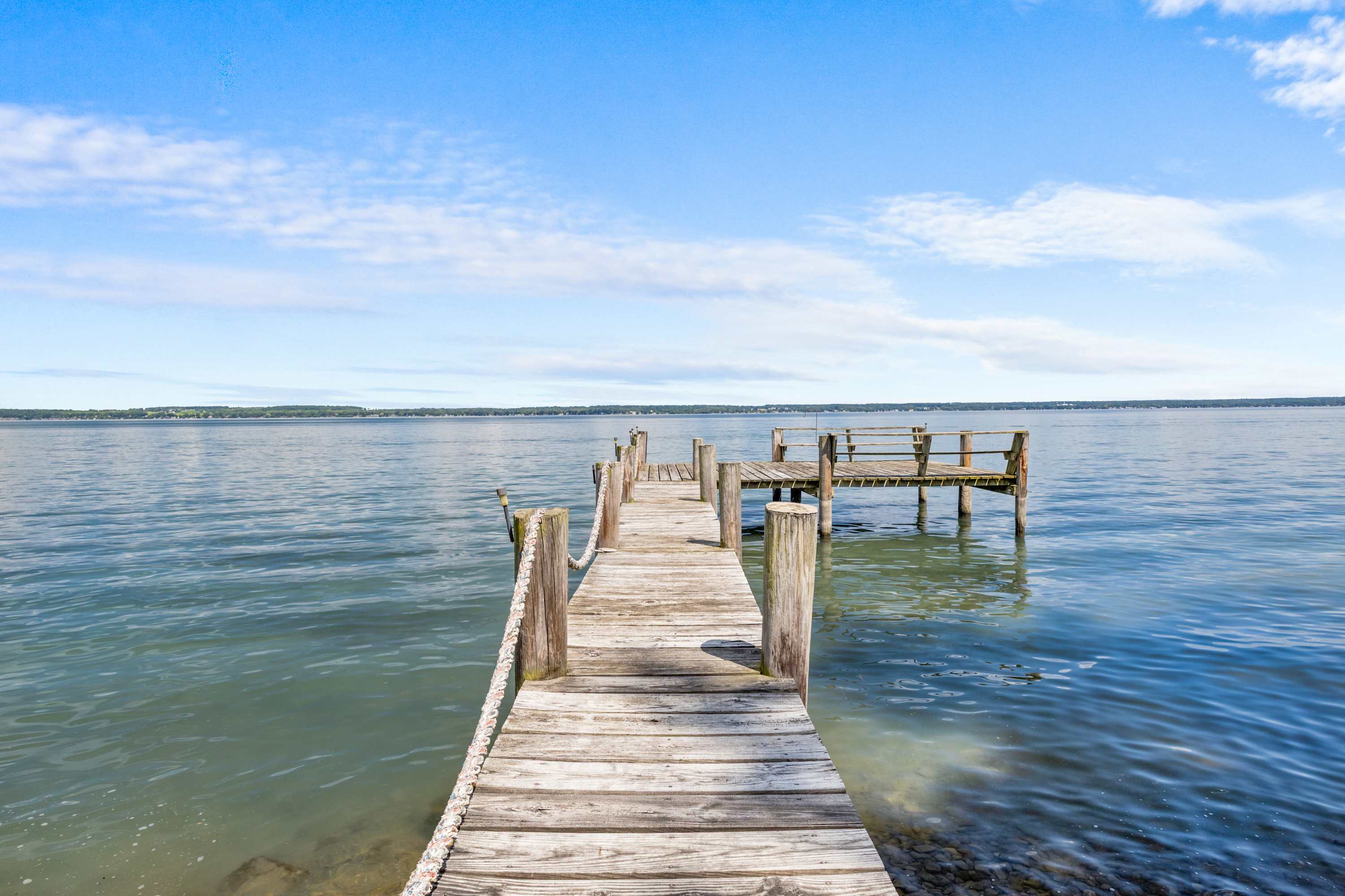 Wine Trail Retreat with Lake Access and Hot Tub