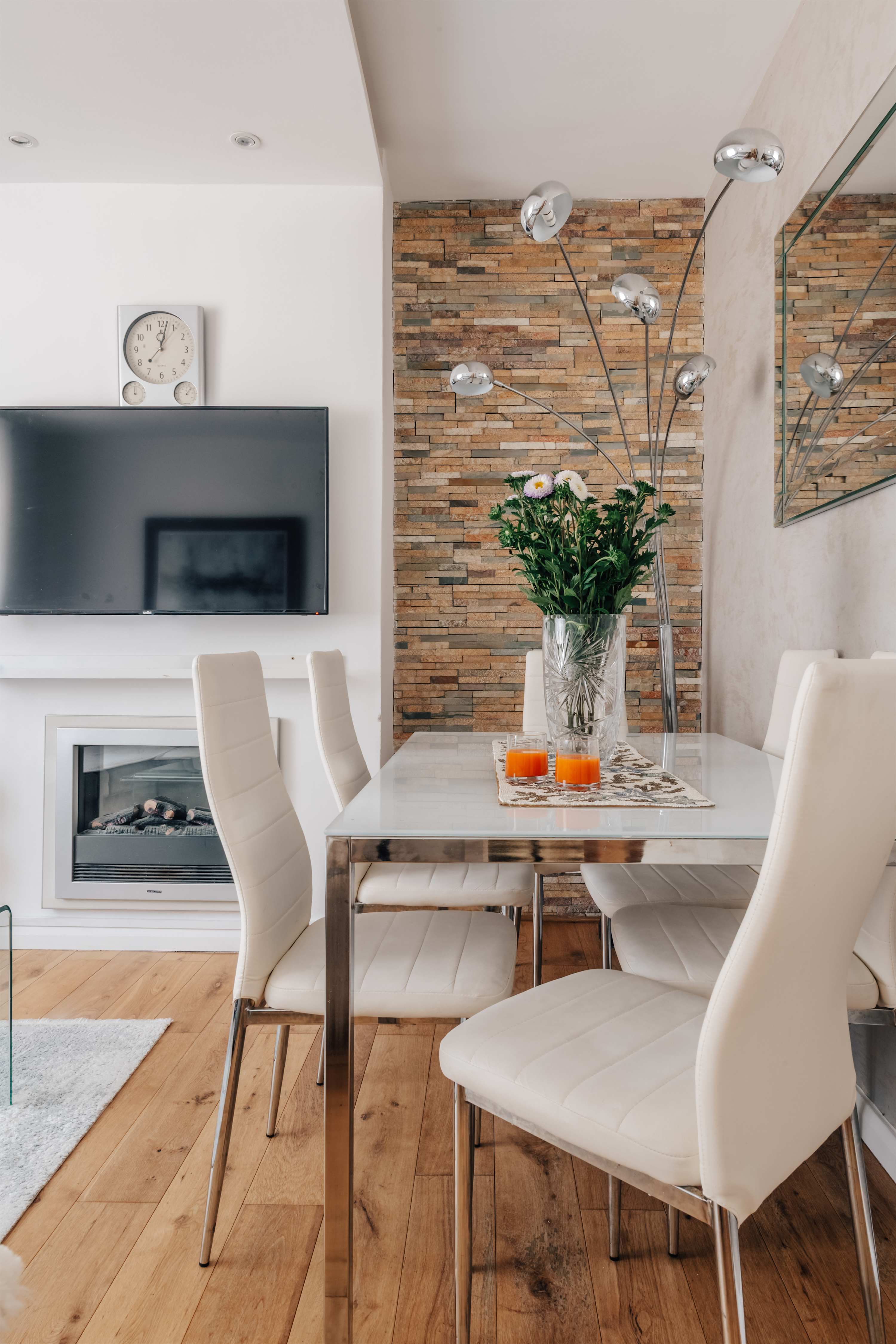 White City Apartment Near Westfield & Transport in Hudson Close W12 7LX - Property image 6 - VivreStays
