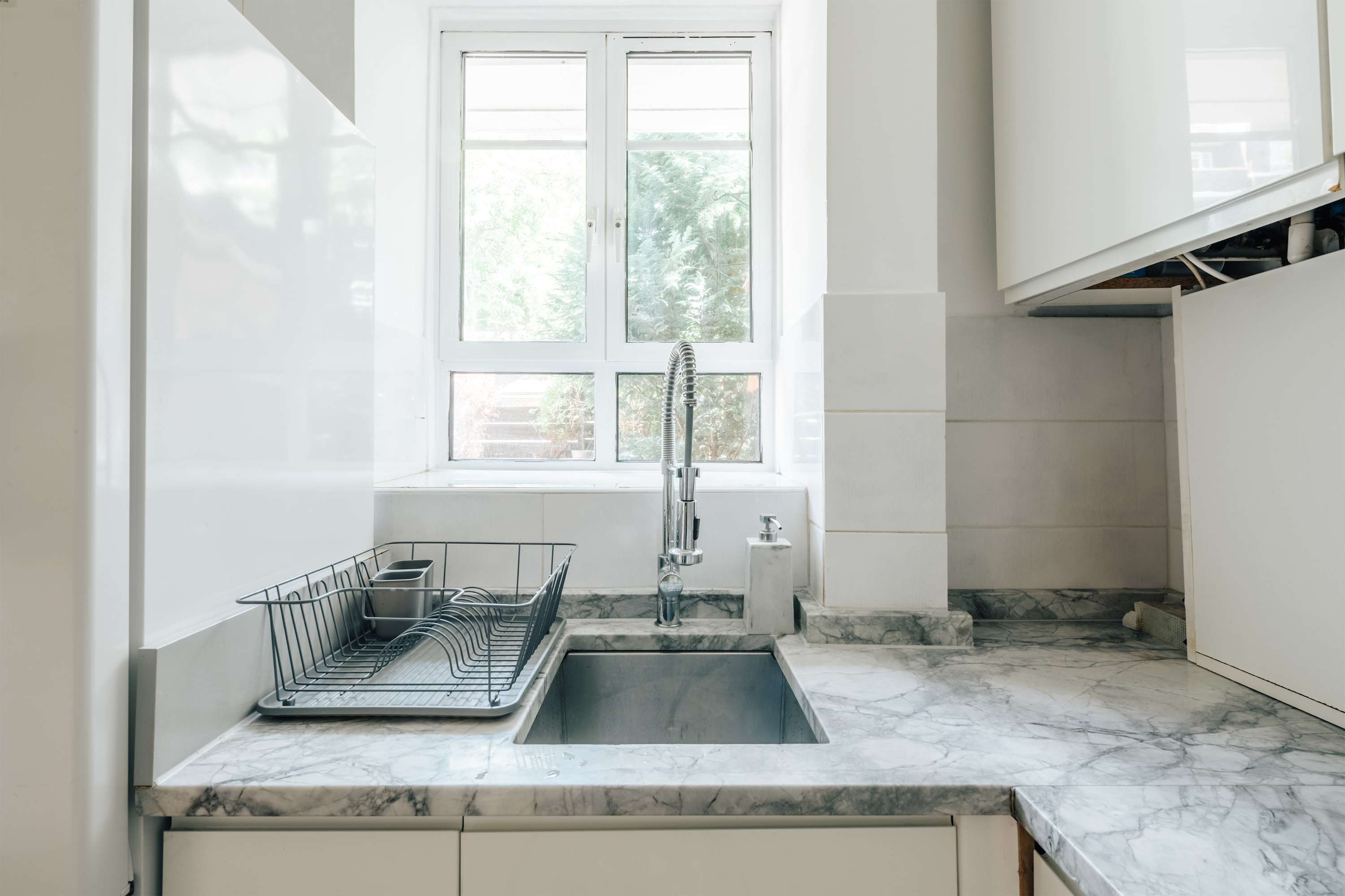 White City Apartment Near Westfield & Transport in Hudson Close W12 7LX - Property image 18 - VivreStays