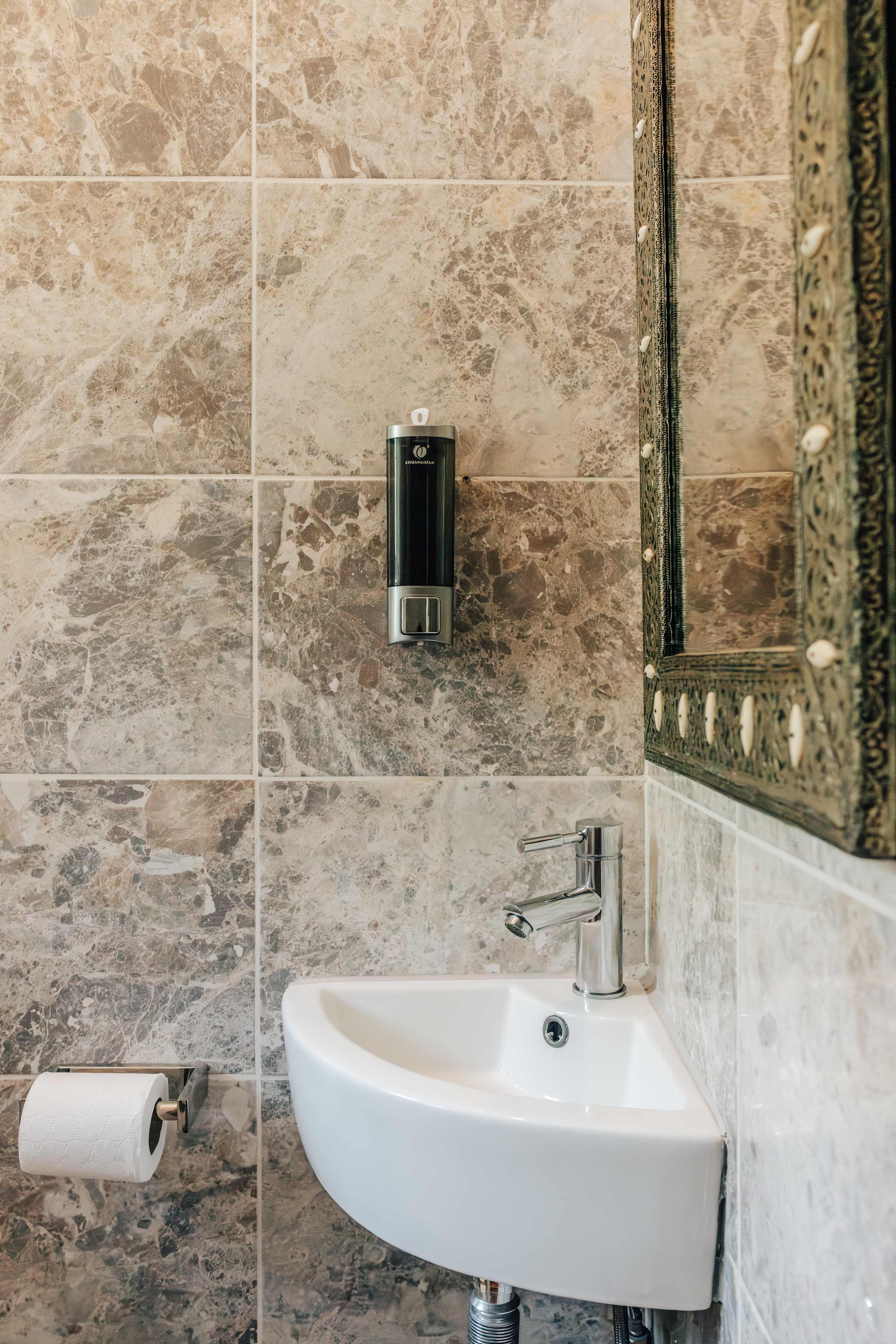 White City Apartment Near Westfield & Transport in Hudson Close W12 7LX - Property image 22 - VivreStays