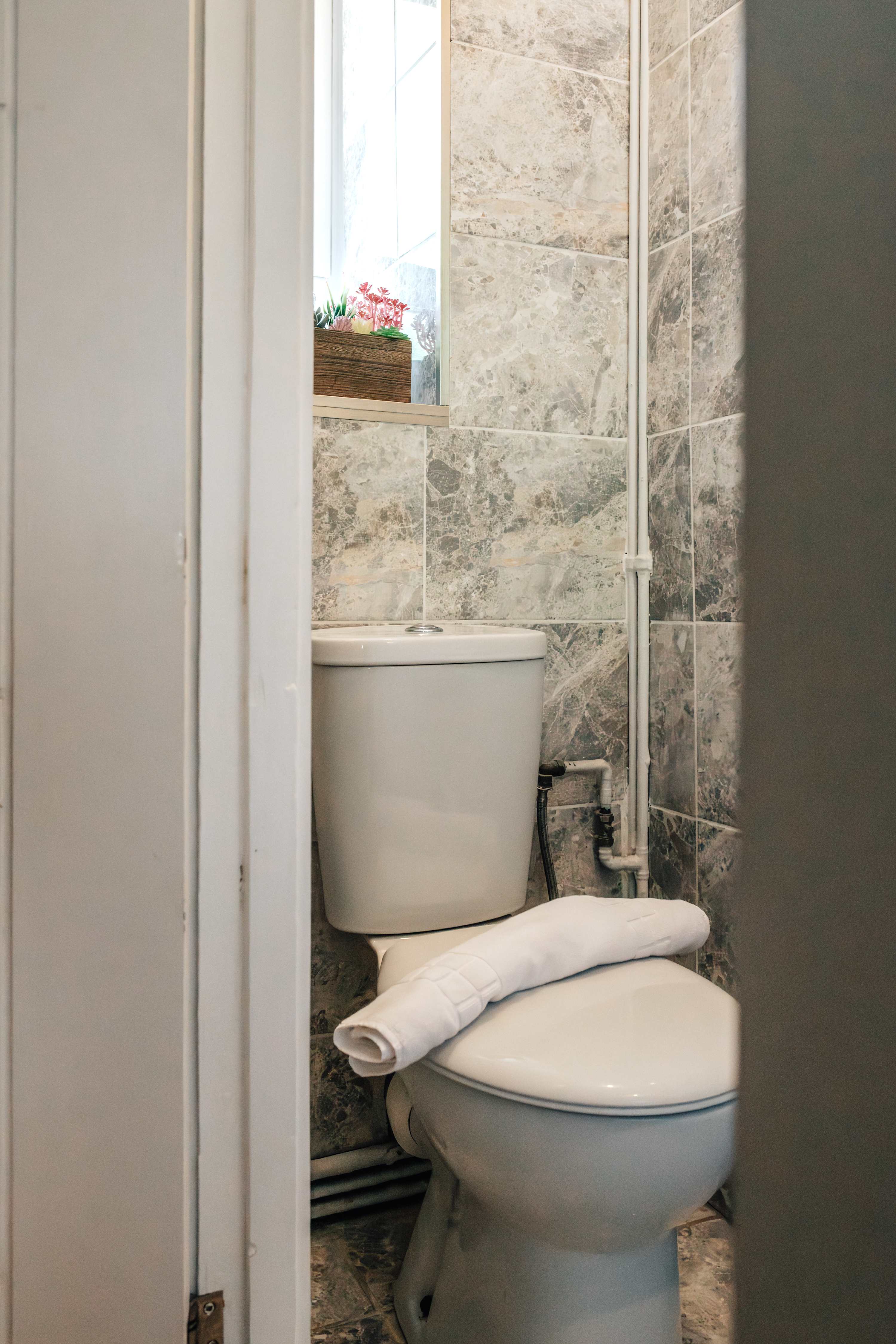 White City Apartment Near Westfield & Transport in Hudson Close W12 7LX - Property image 24 - VivreStays