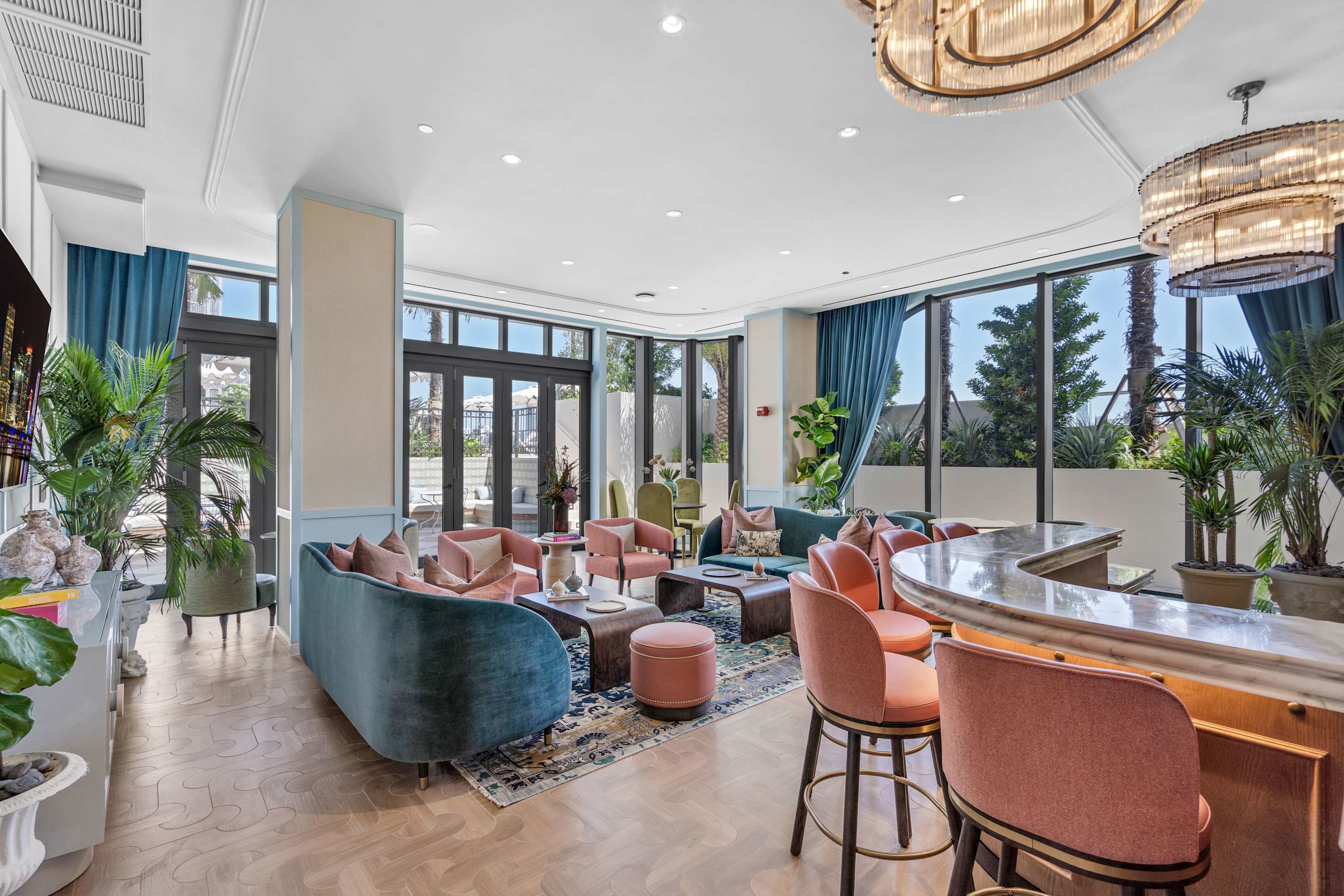 Enjoy fabulous lounges & great amenities, creating a one-of-a-kind stay​