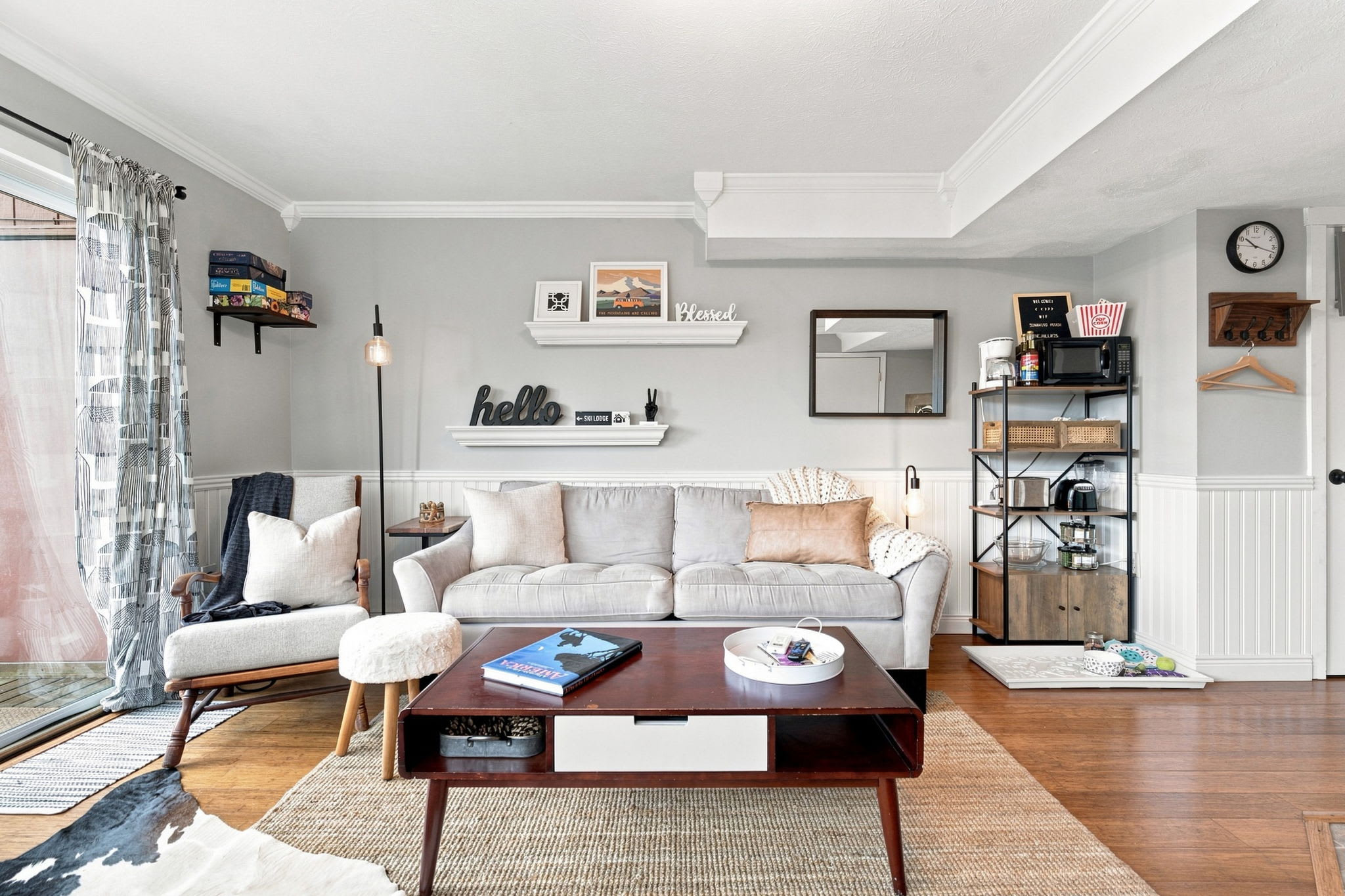 Cozy Condo with Breathtaking Views & Hi-Speed WiFi