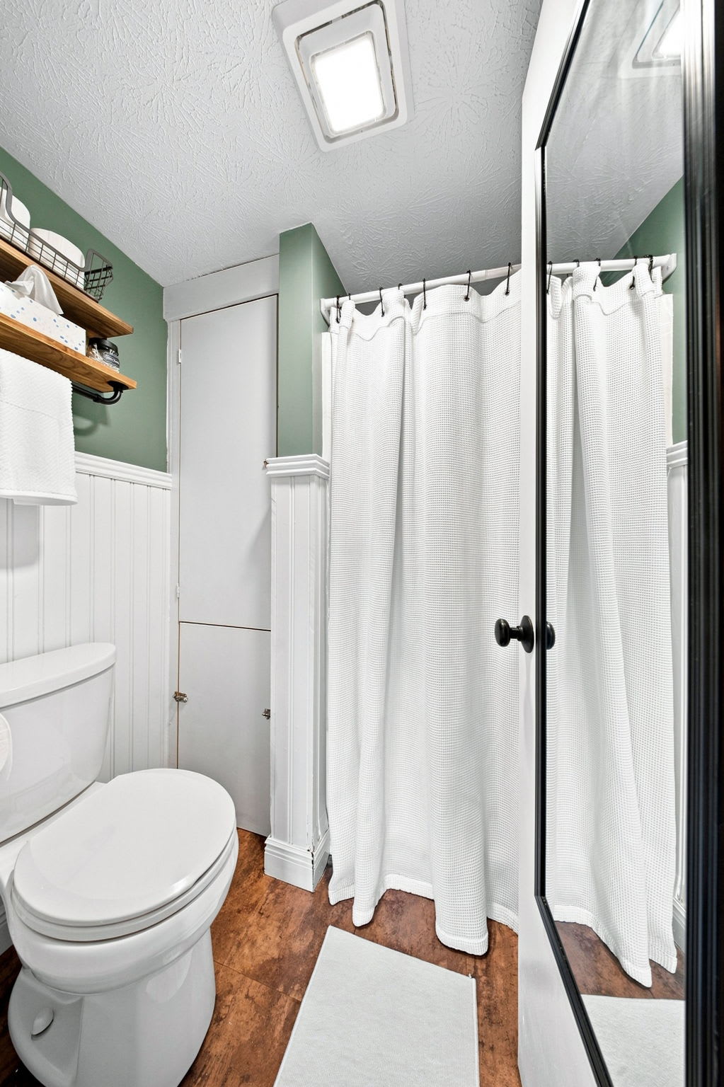 Cozy Condo with Breathtaking Views & Hi-Speed WiFi