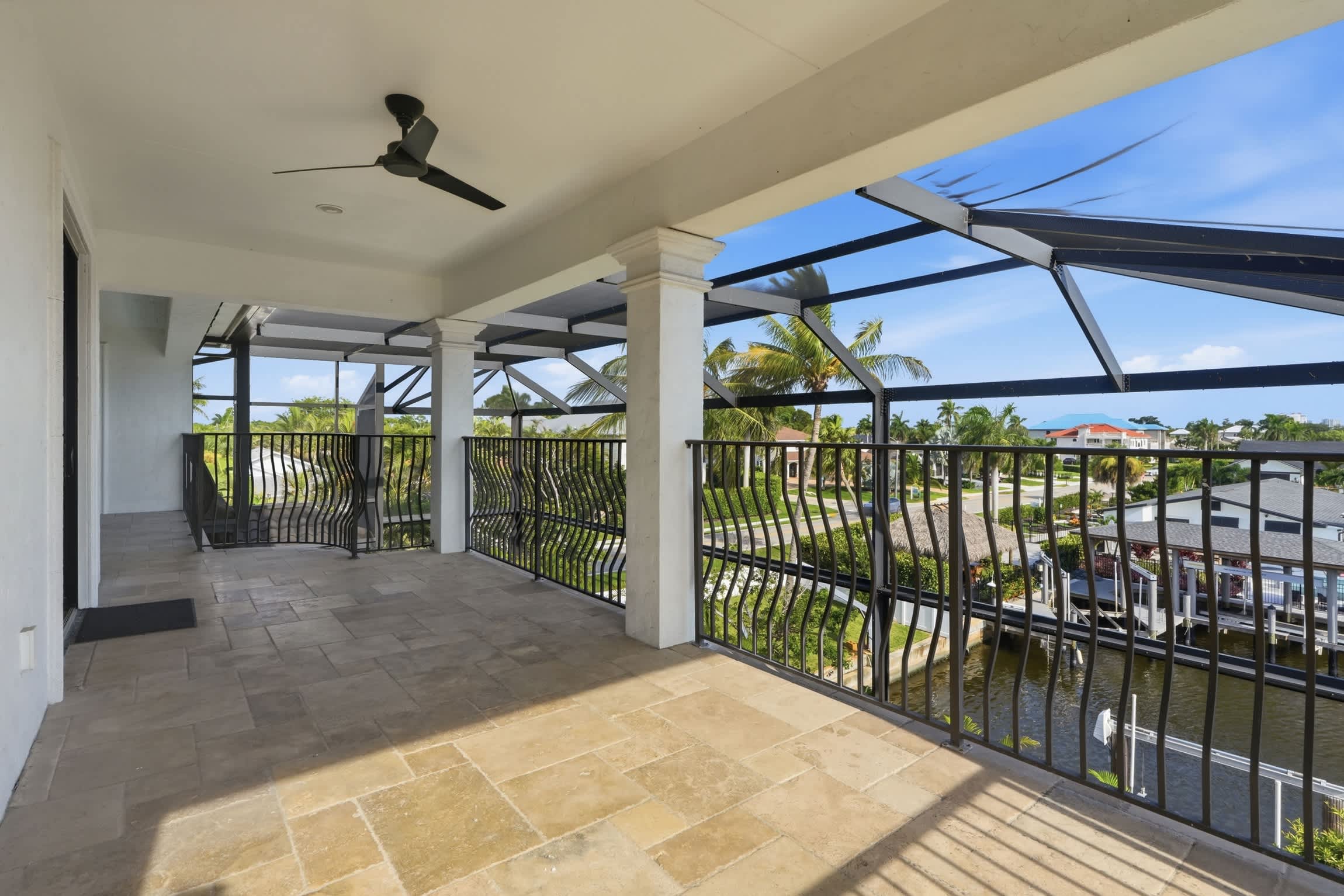 Spacious Luxury Waterfront Retreat with Pool Spa | Photo 38