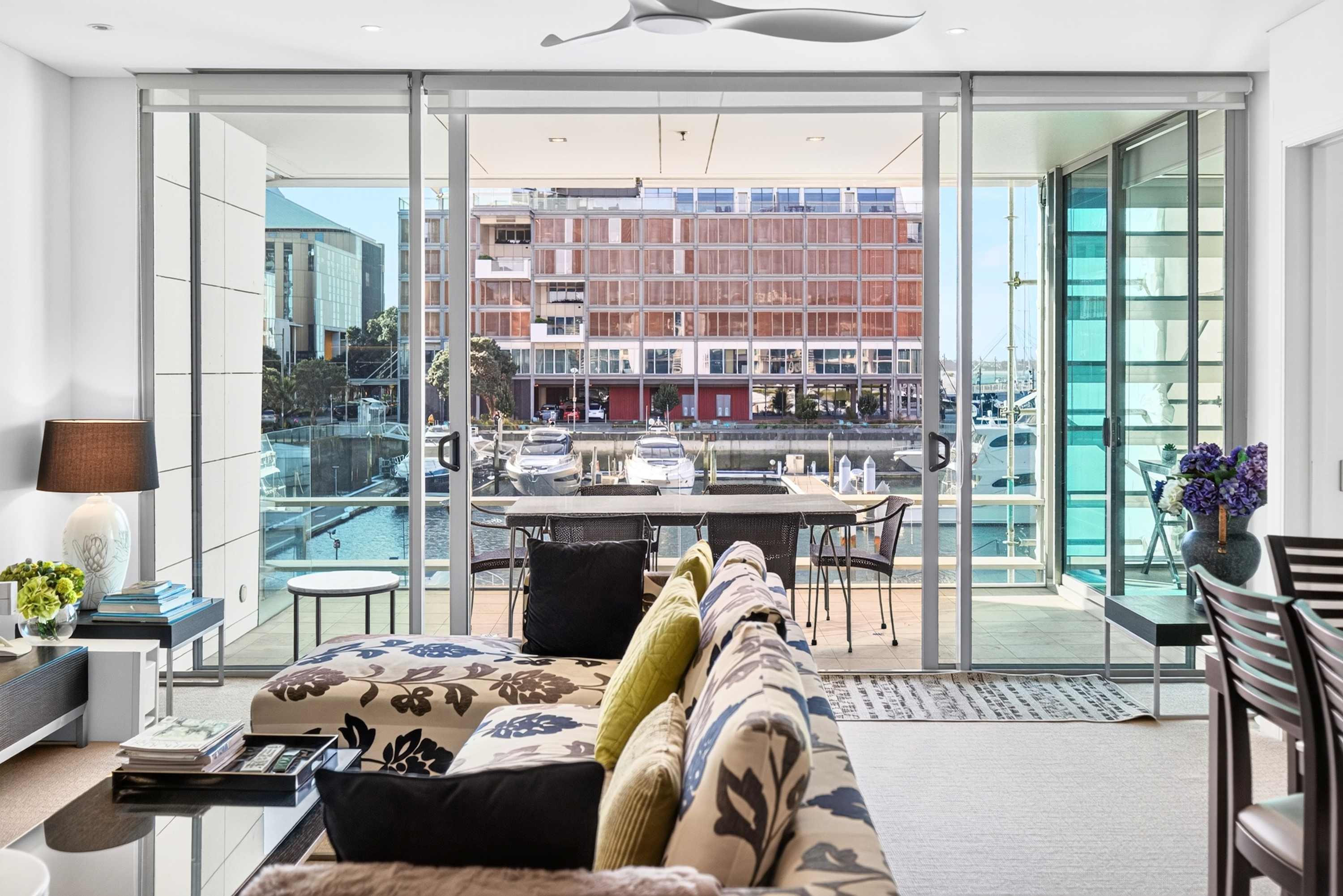 Gorgeous 2BR in Wynyard Quarter by Zodiak Stays