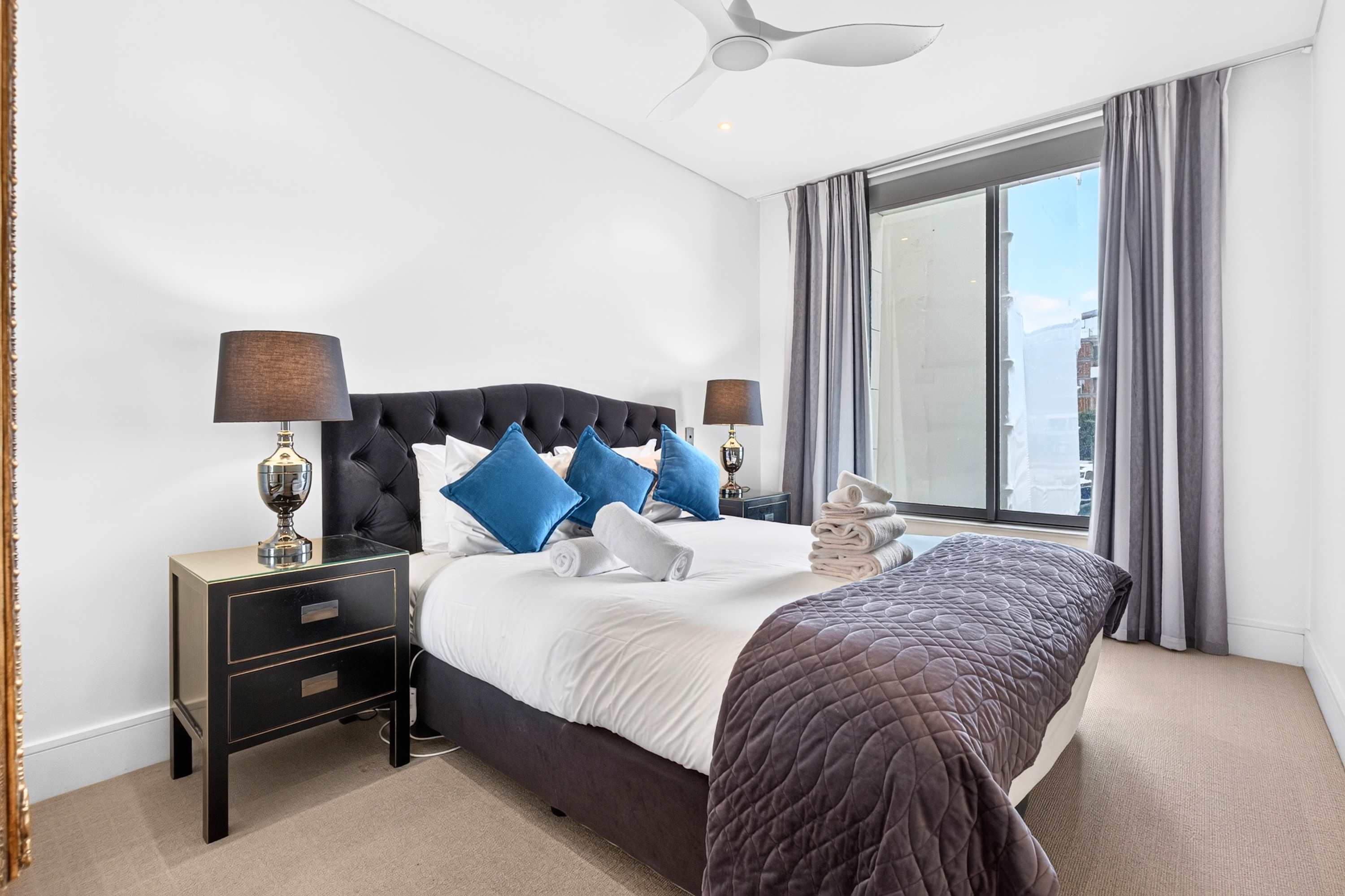 Gorgeous 2BR in Wynyard Quarter by Zodiak Stays | Photo 2