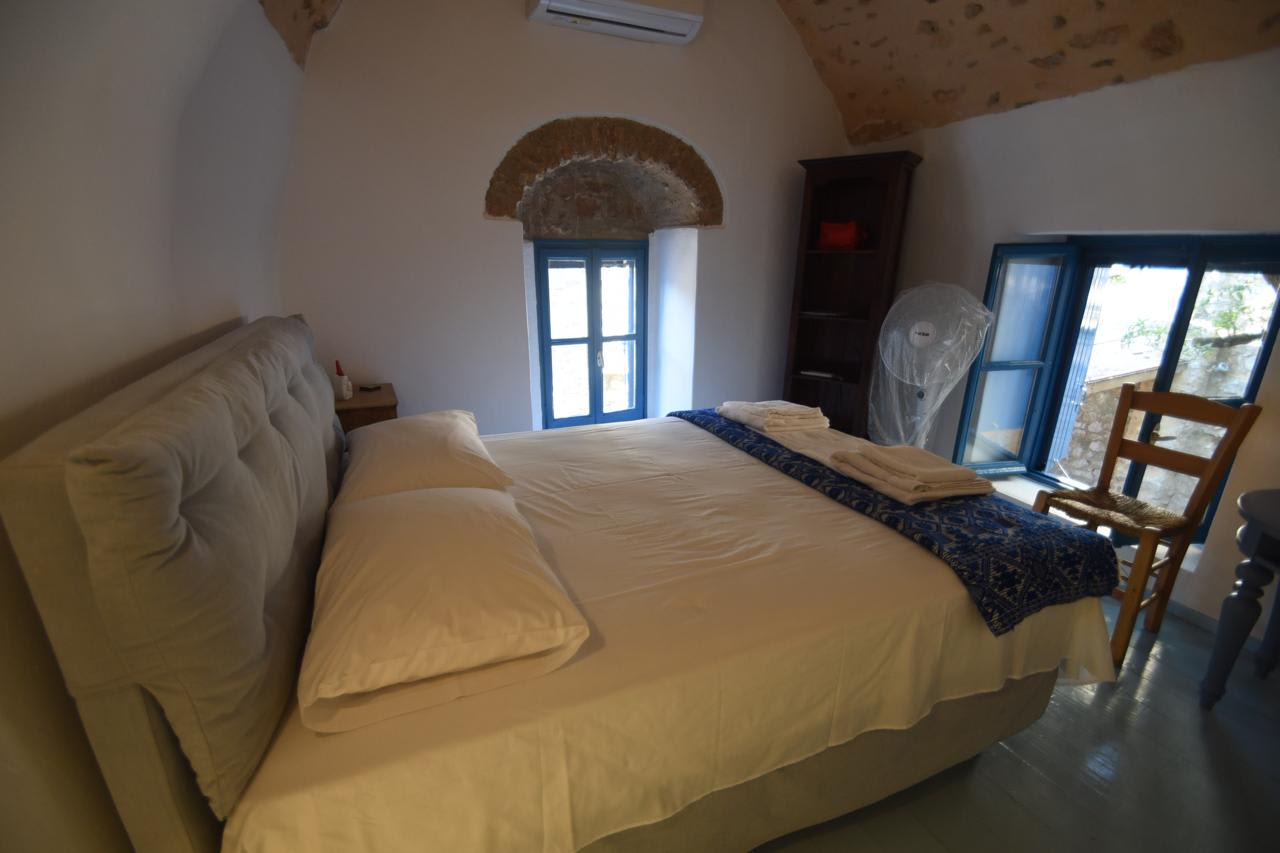 Avgonima Joy Medvial Suite — holiday rental in Chios
