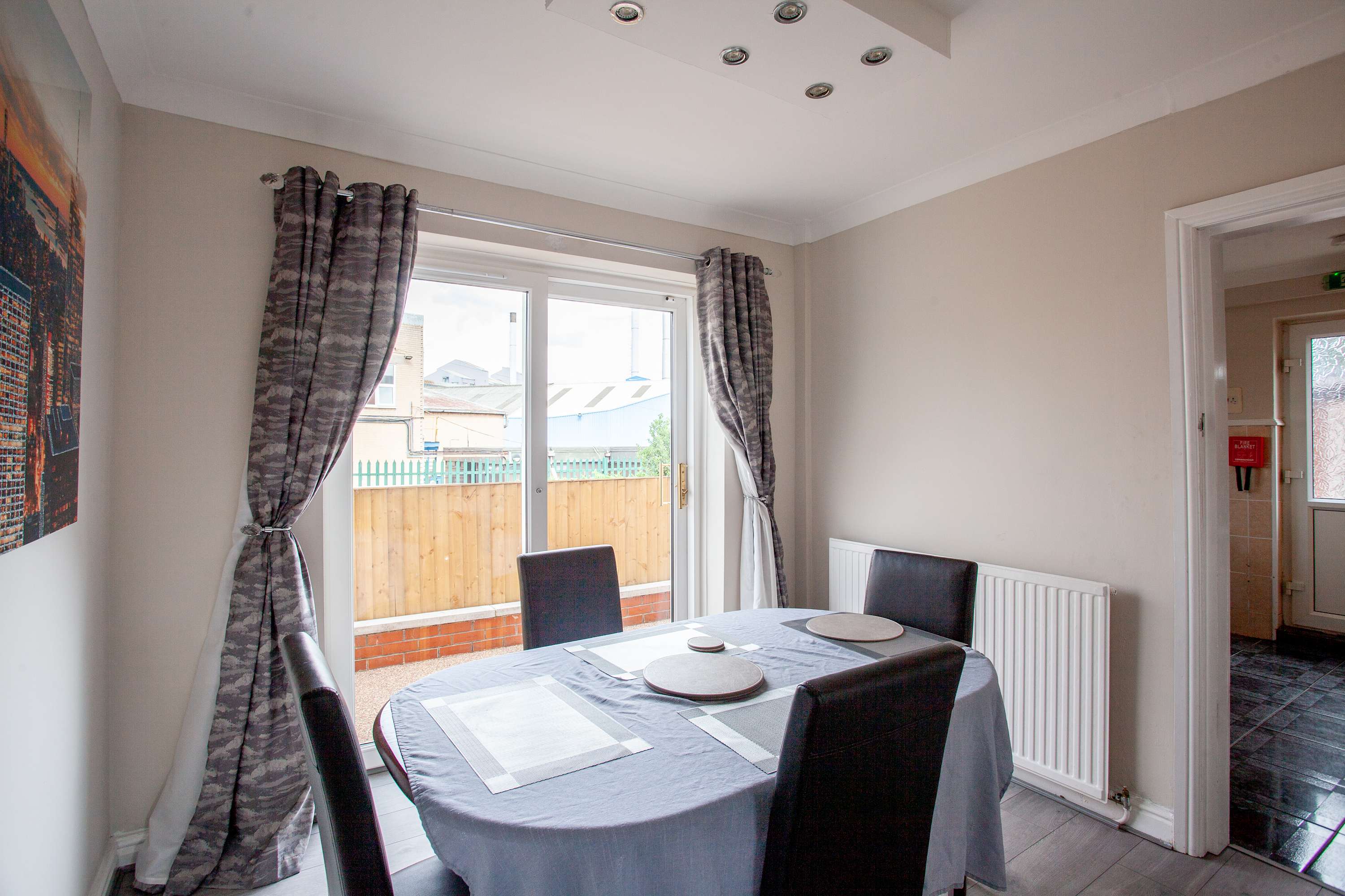 Bentley Lodge | Peaceful Family Retreat with Scenic Views & Modern Comforts in Bentley Close 2 S71 2PZ - Property image 39 - VivreStays