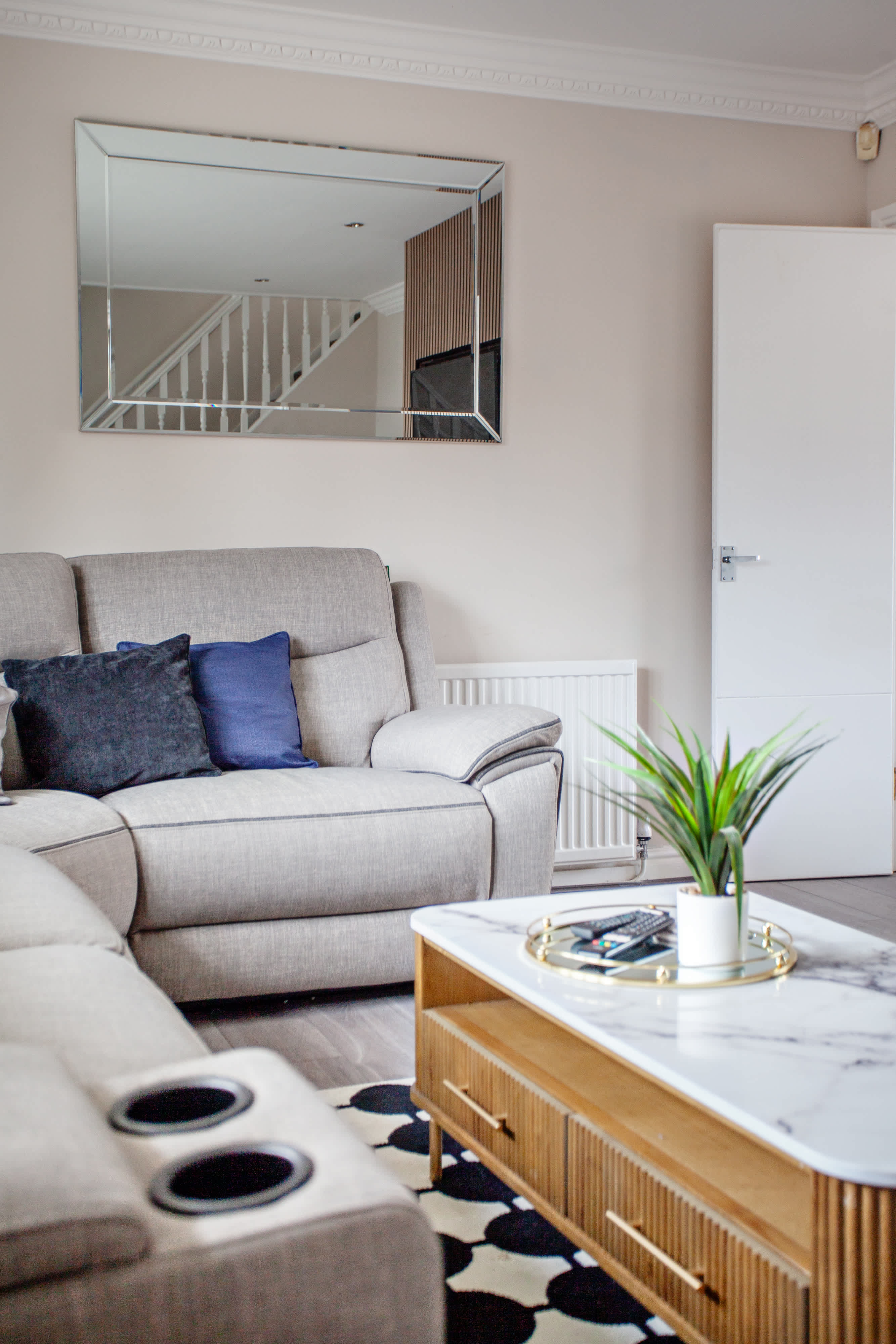 Bentley Lodge | Peaceful Family Retreat with Scenic Views & Modern Comforts in Bentley Close 2 S71 2PZ - Property image 48 - VivreStays