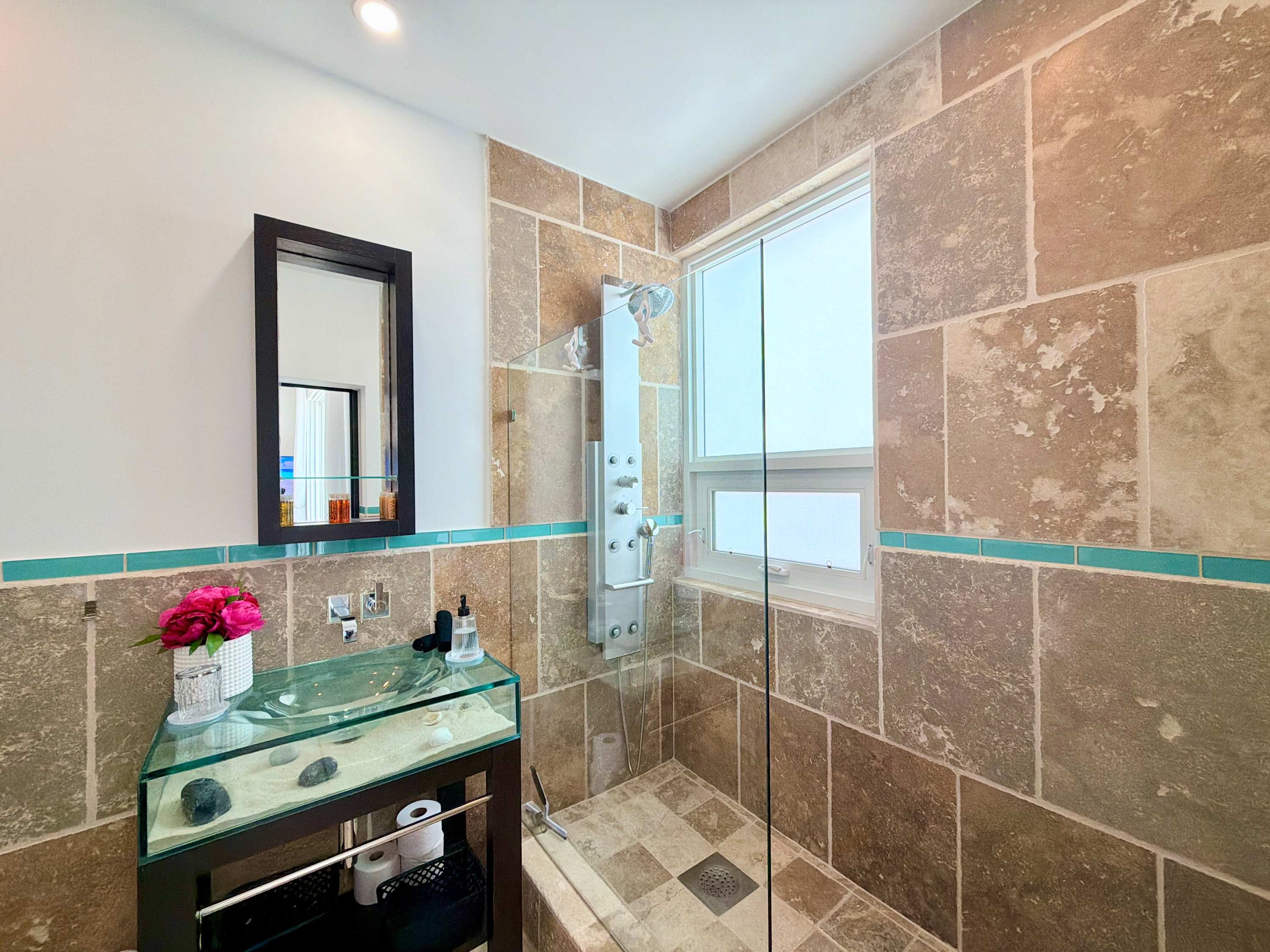 SeaCoral Luxury Waterfront Townhome At CBC Resort · Oyster Pond | SeaLaVie SXM — photo 15