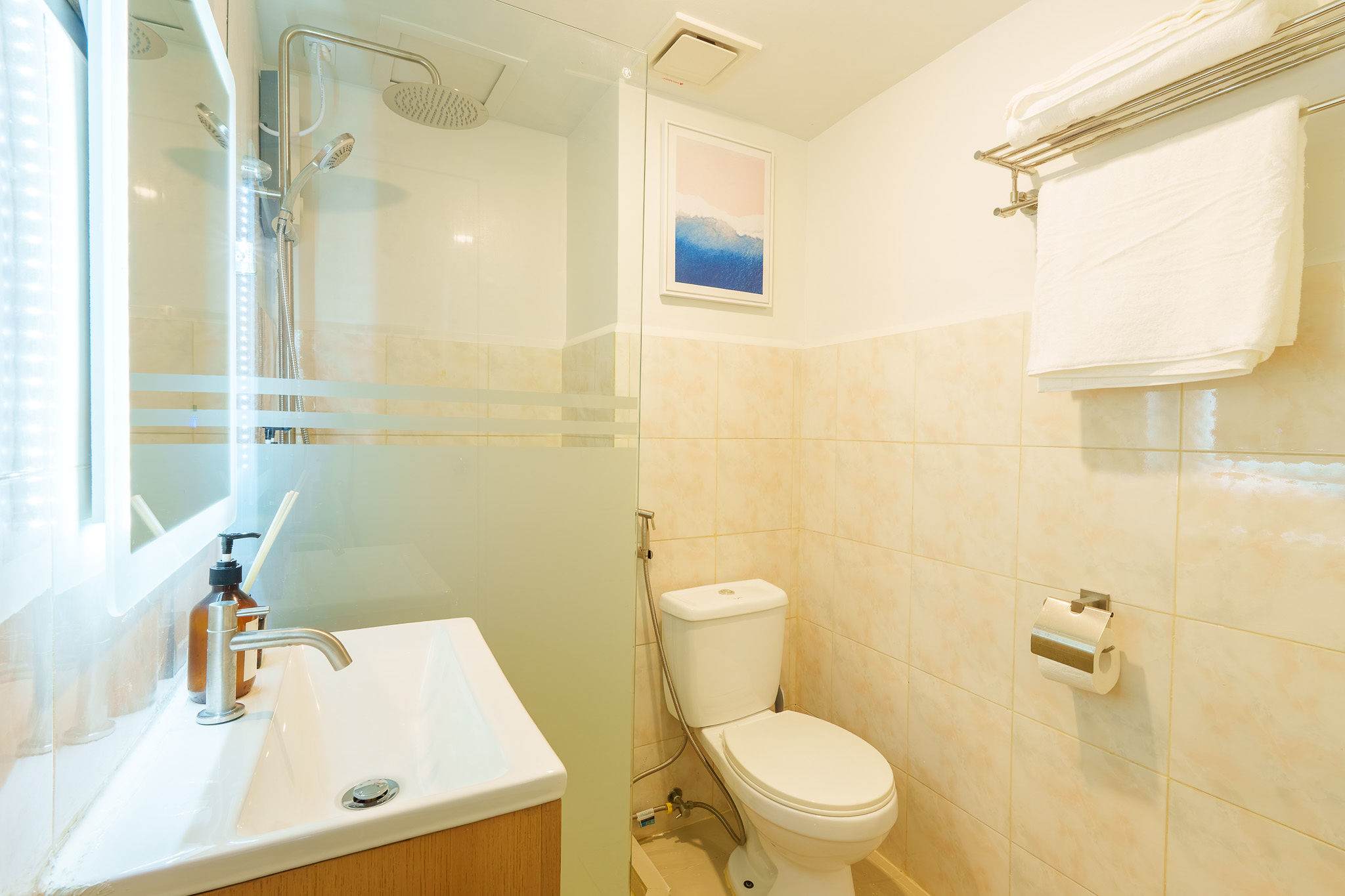 NEW! Premium 2BR · Near Airport  · Walk to Samal Ferry