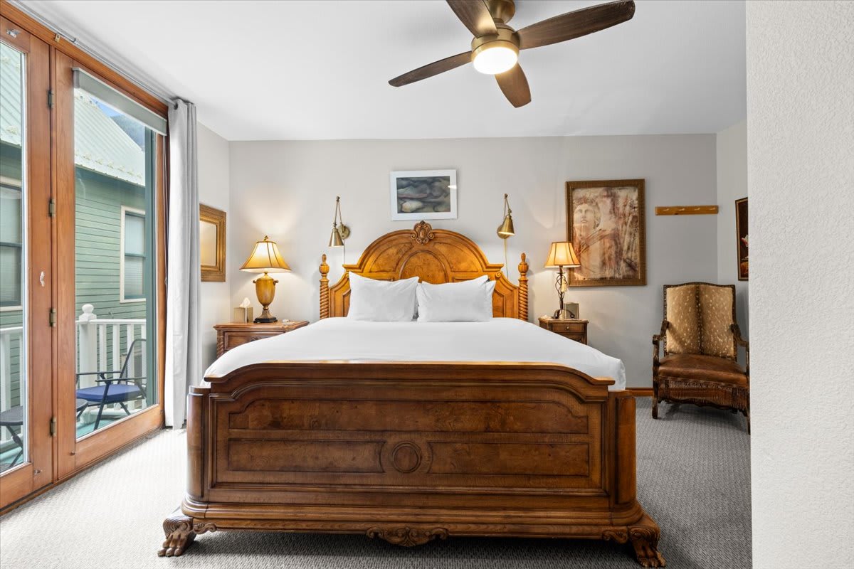 Alpen Rose — Wildwood Canyon Inn