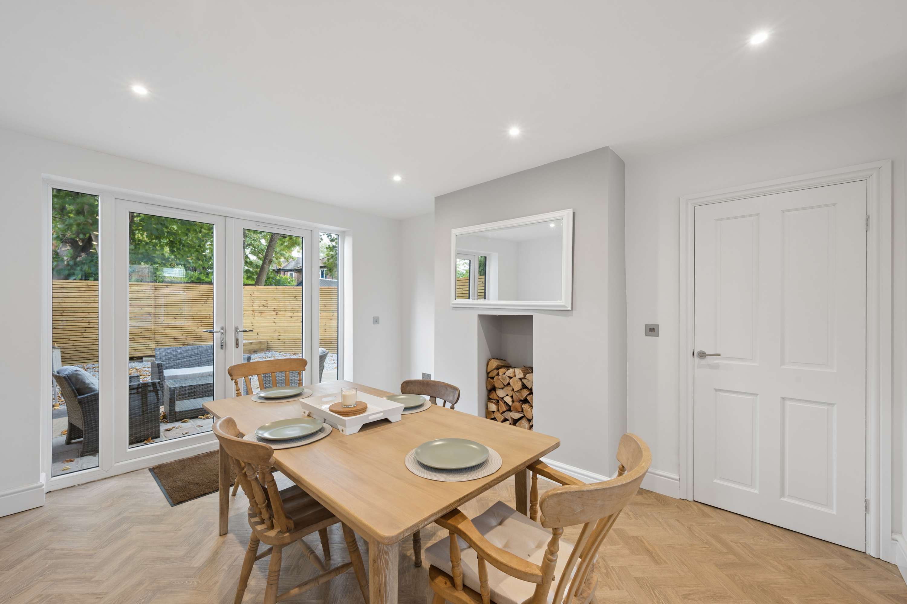 Stylish Chorlton House: Private Garden, in 55 Barlow Hall Road M21 7JL - Property image 5 - VivreStays