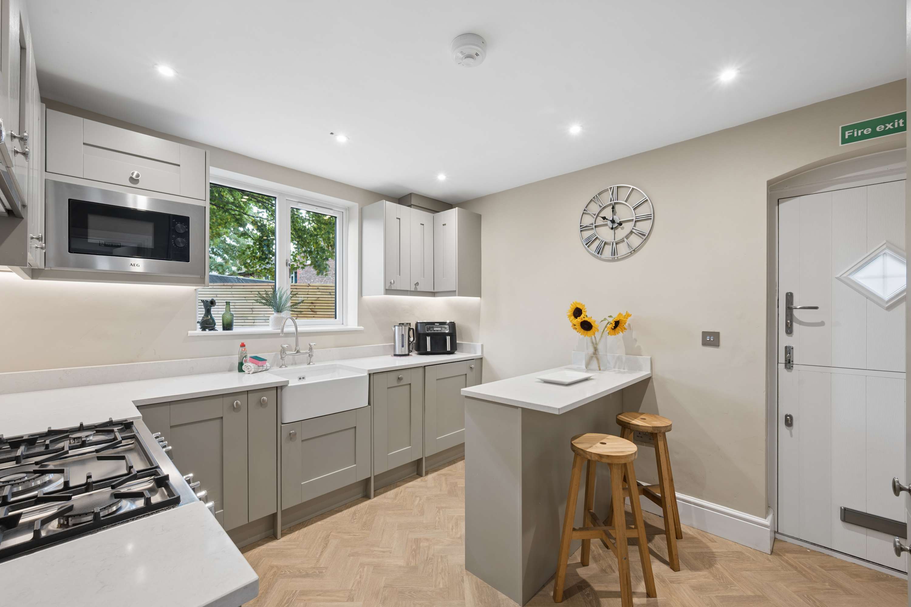 Stylish Chorlton House: Private Garden, in 55 Barlow Hall Road M21 7JL - Property image 16 - VivreStays