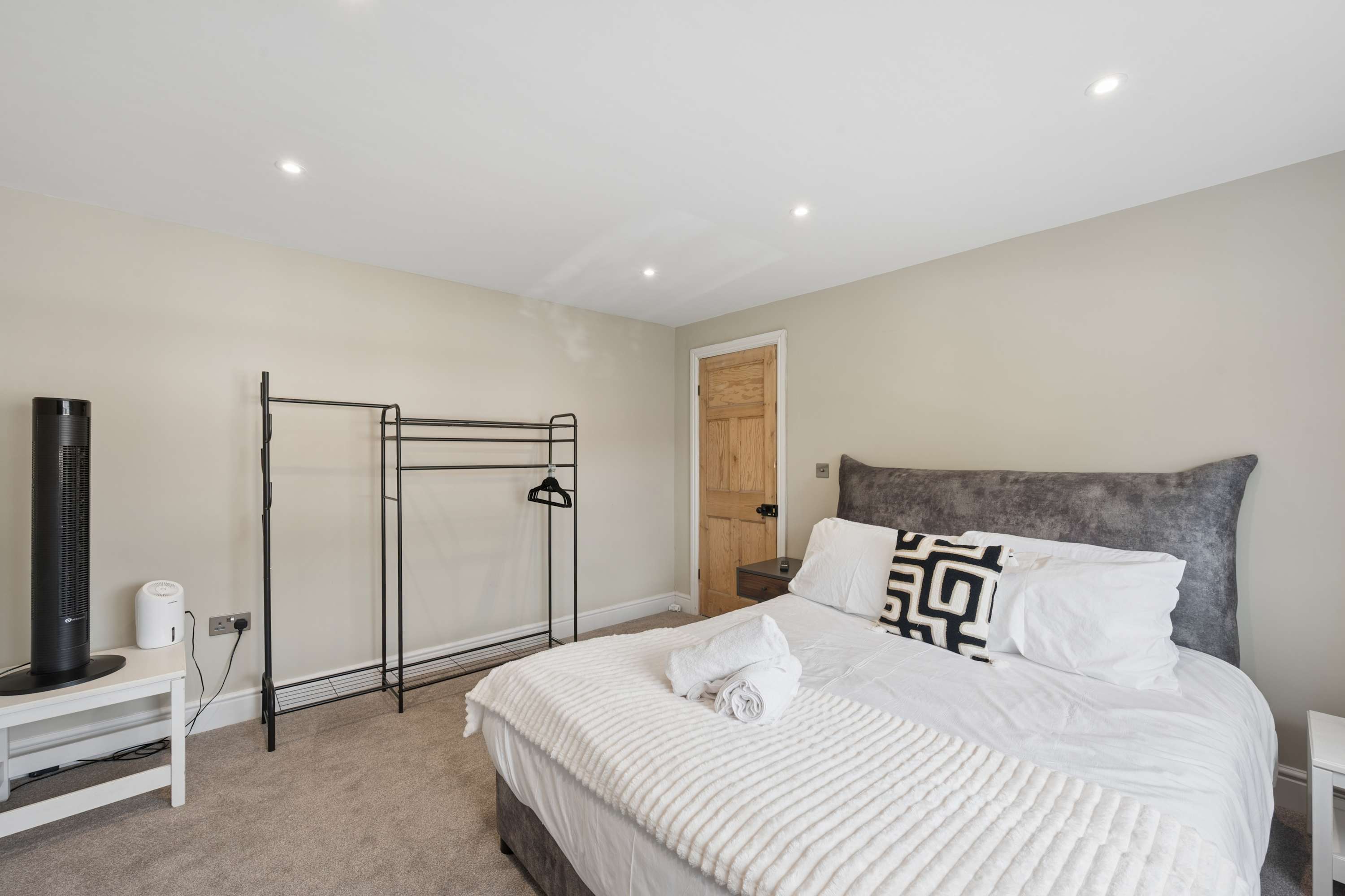 Stylish Chorlton House: Private Garden, in 55 Barlow Hall Road M21 7JL - Property image 8 - VivreStays