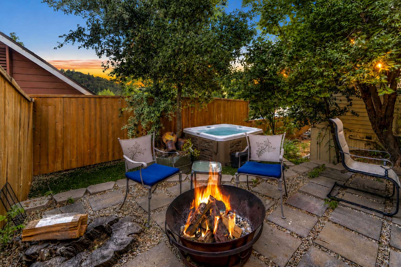 Spacious Outdoor Area And Hot Tub - Charming Mini Resort Escape - Julian, CA