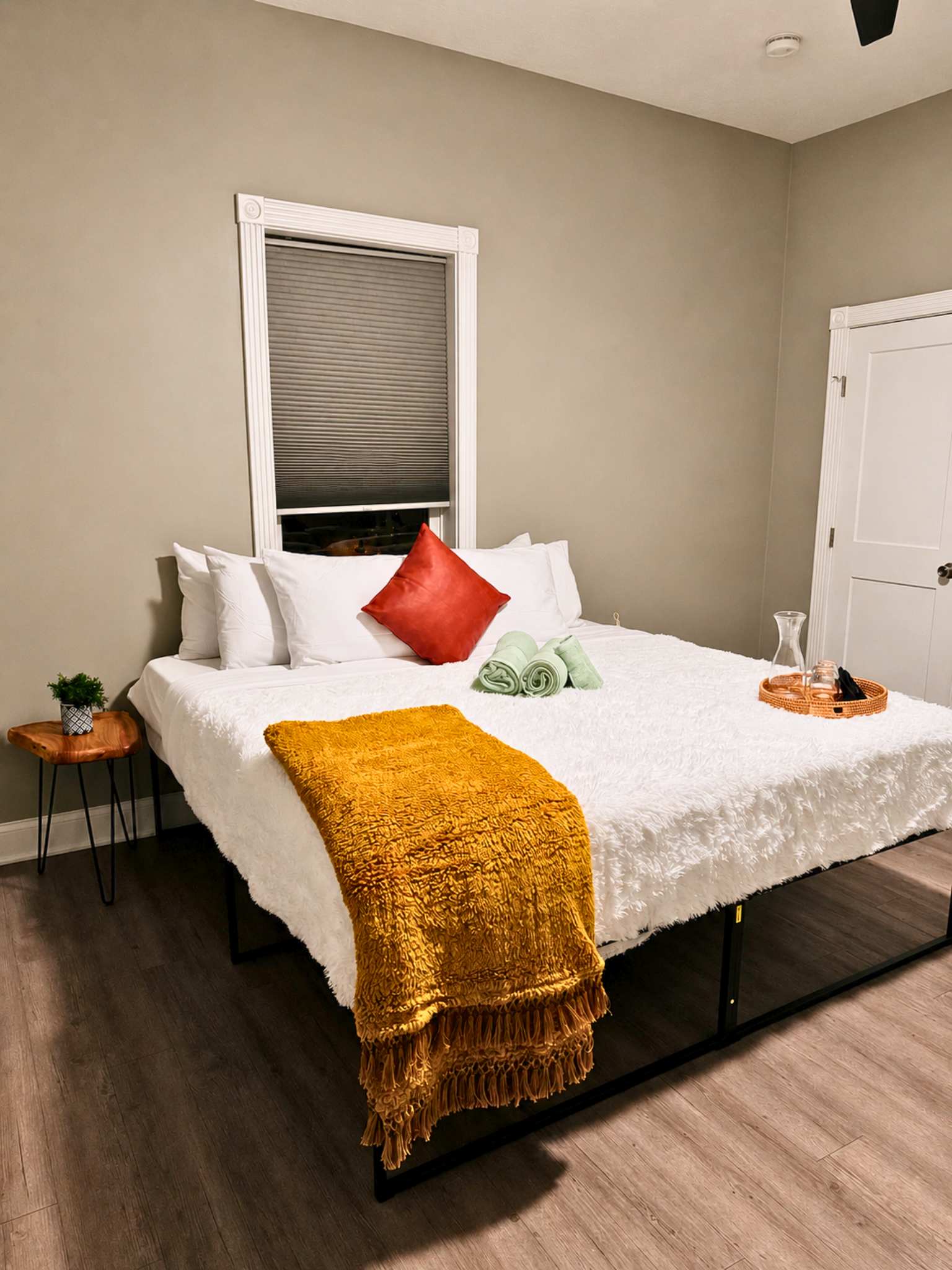 Cozy Cabana by Jungle House | Downtown & Short North | Free Parking...