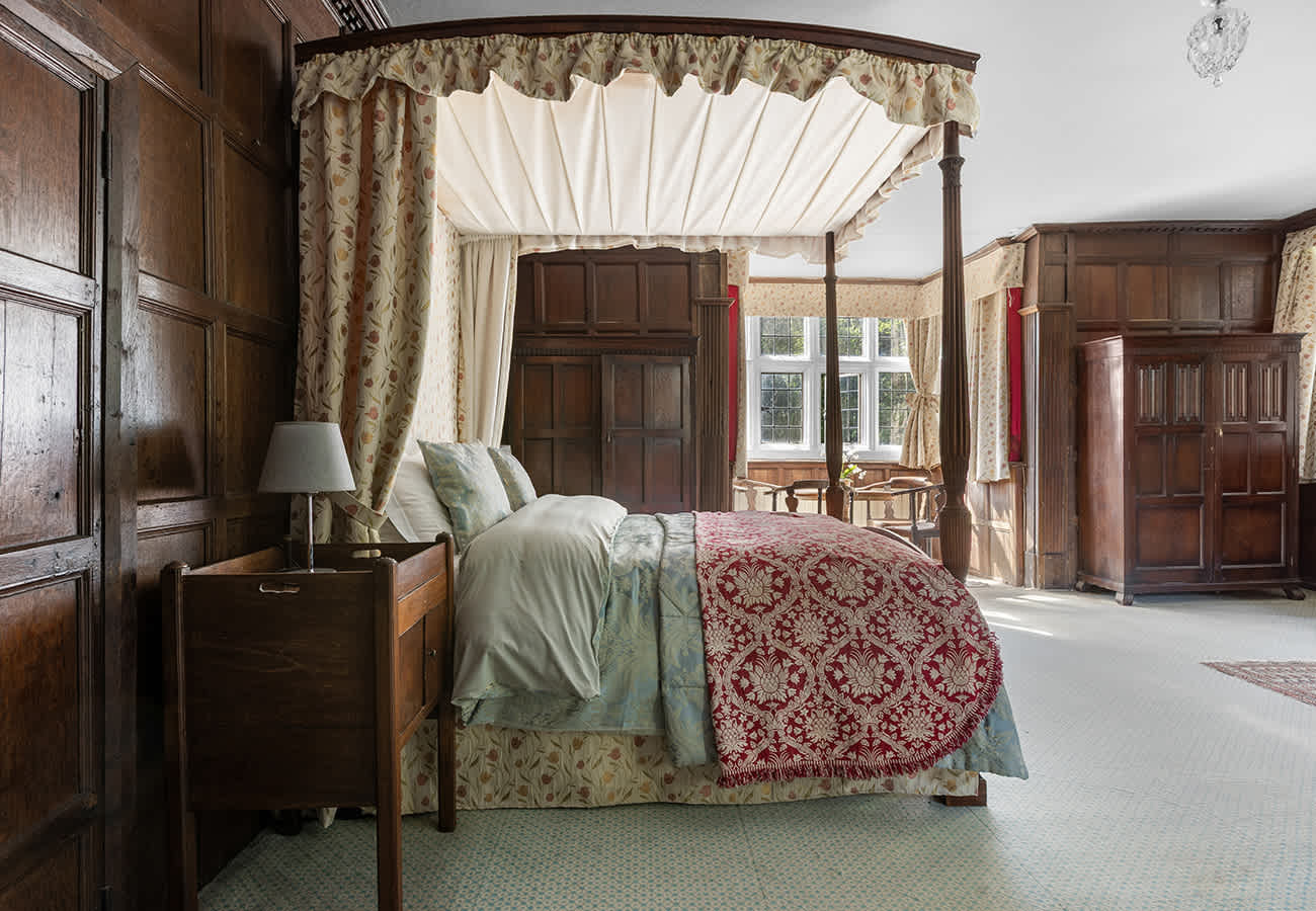 Haremere Hall — 43