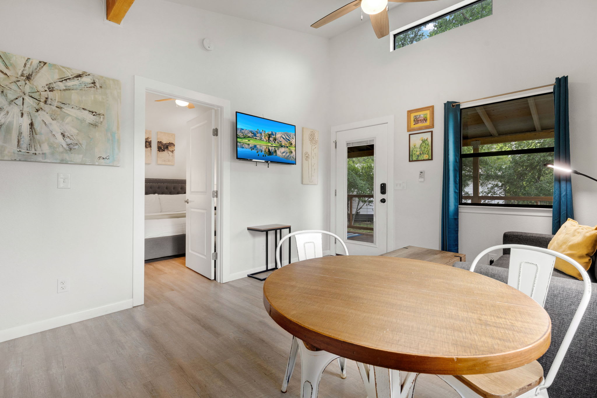 Bluebonnet Cottage | Photo 10