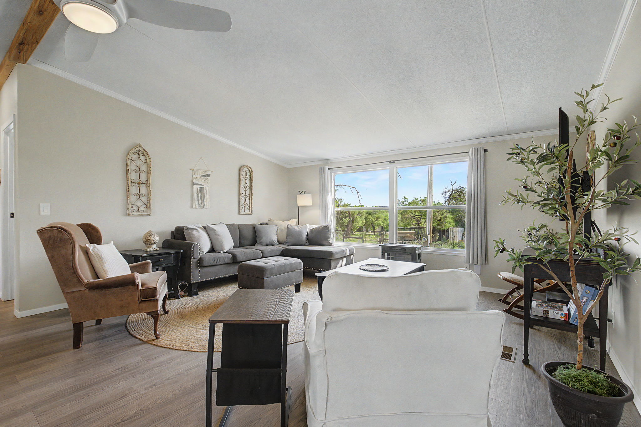 Sage House | Photo 42