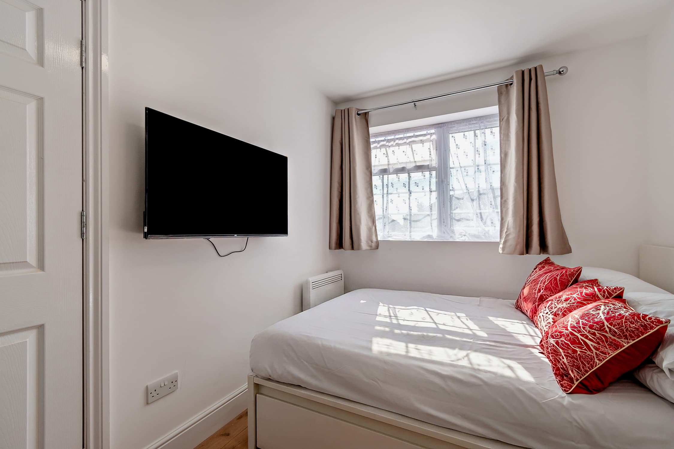 Poplar Apartment – photo 7