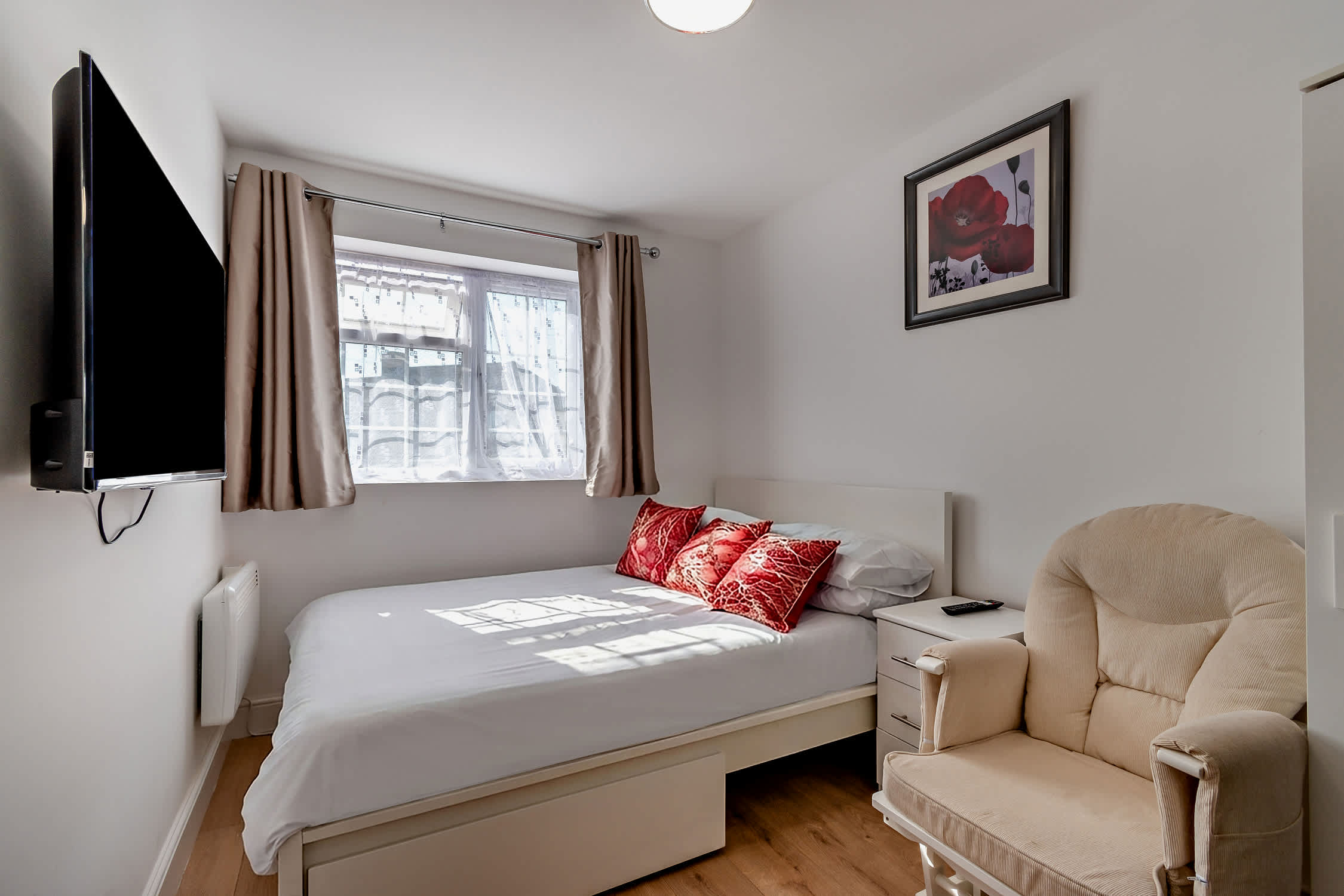 Poplar Apartment – photo 8