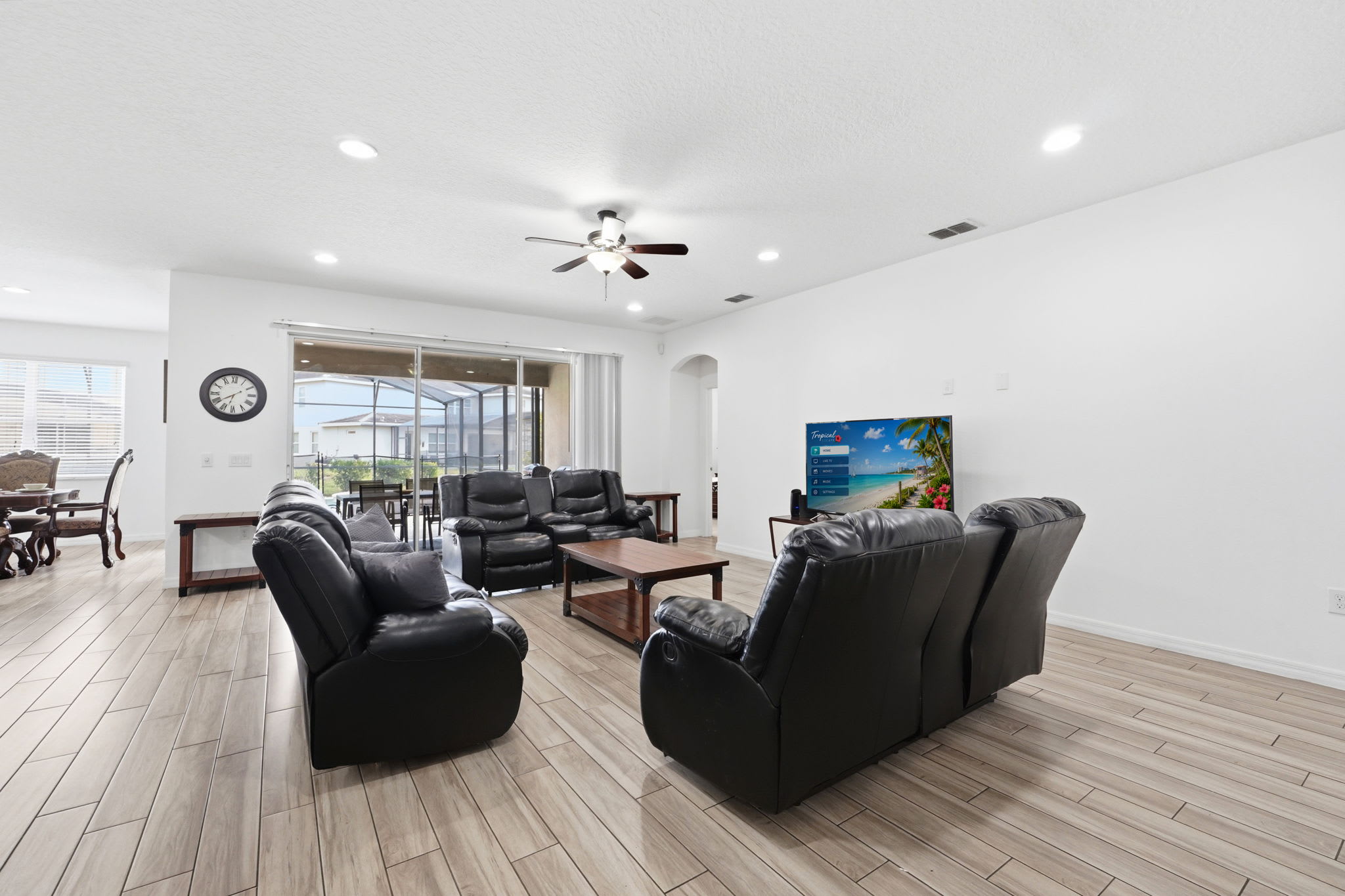 Grand 13 BR Villa w Private Pool | Photo 7