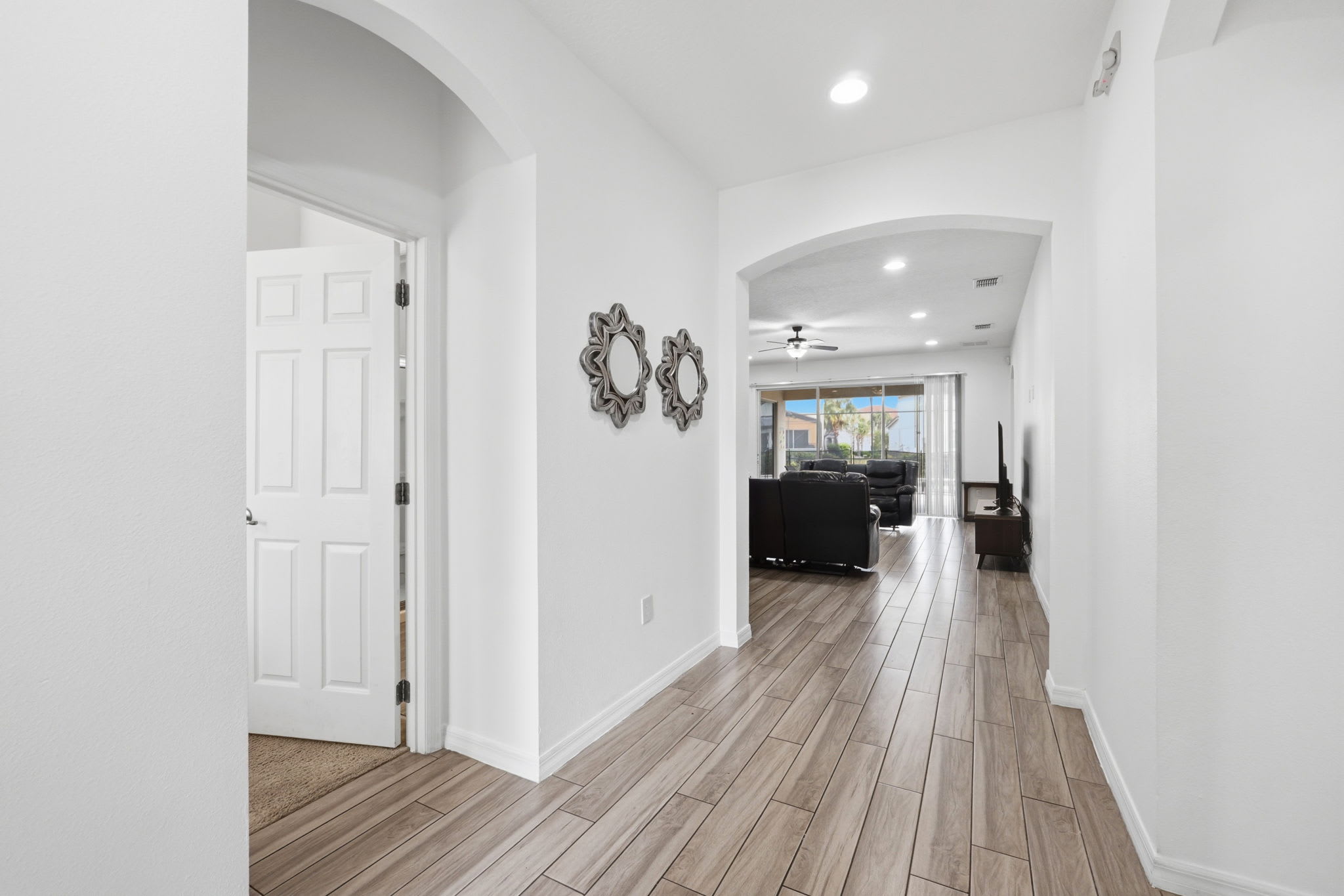 Grand 13 BR Villa w Private Pool | Photo 5