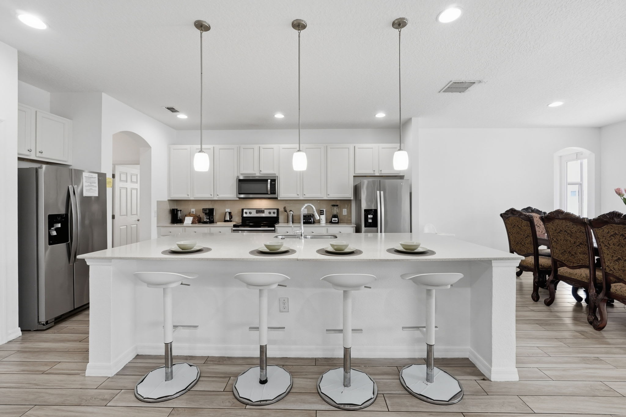 Grand 13 BR Villa w Private Pool | Photo 13