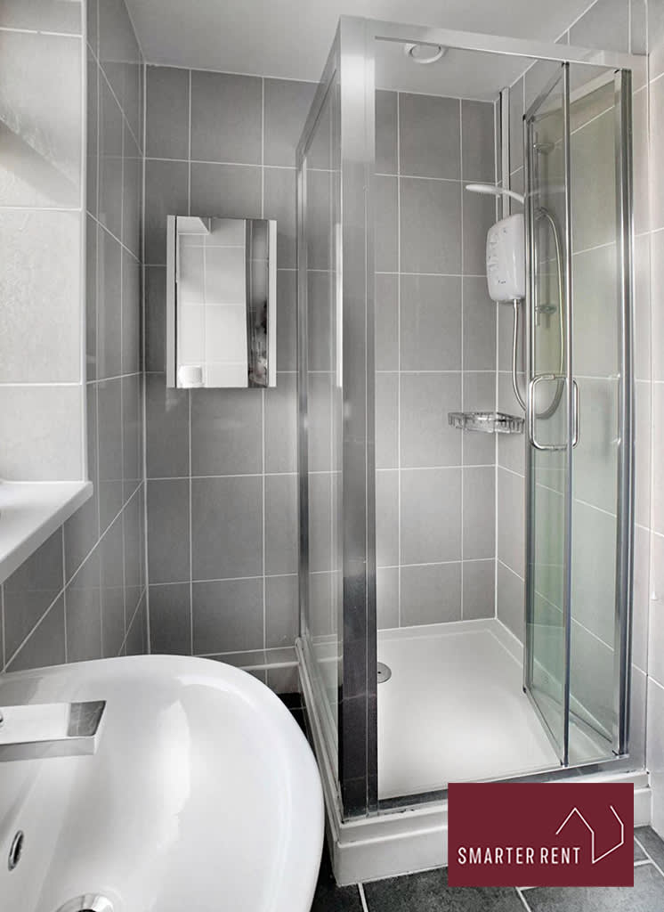 Farnborough - 1 Bedroom Maisonette in Nightingale Close GU14 9QH - Property image 7 - VivreStays