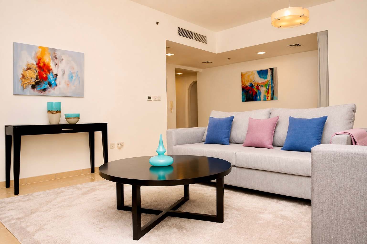 Dubai Marina 2BR Apartment with Beach Access - Image 3