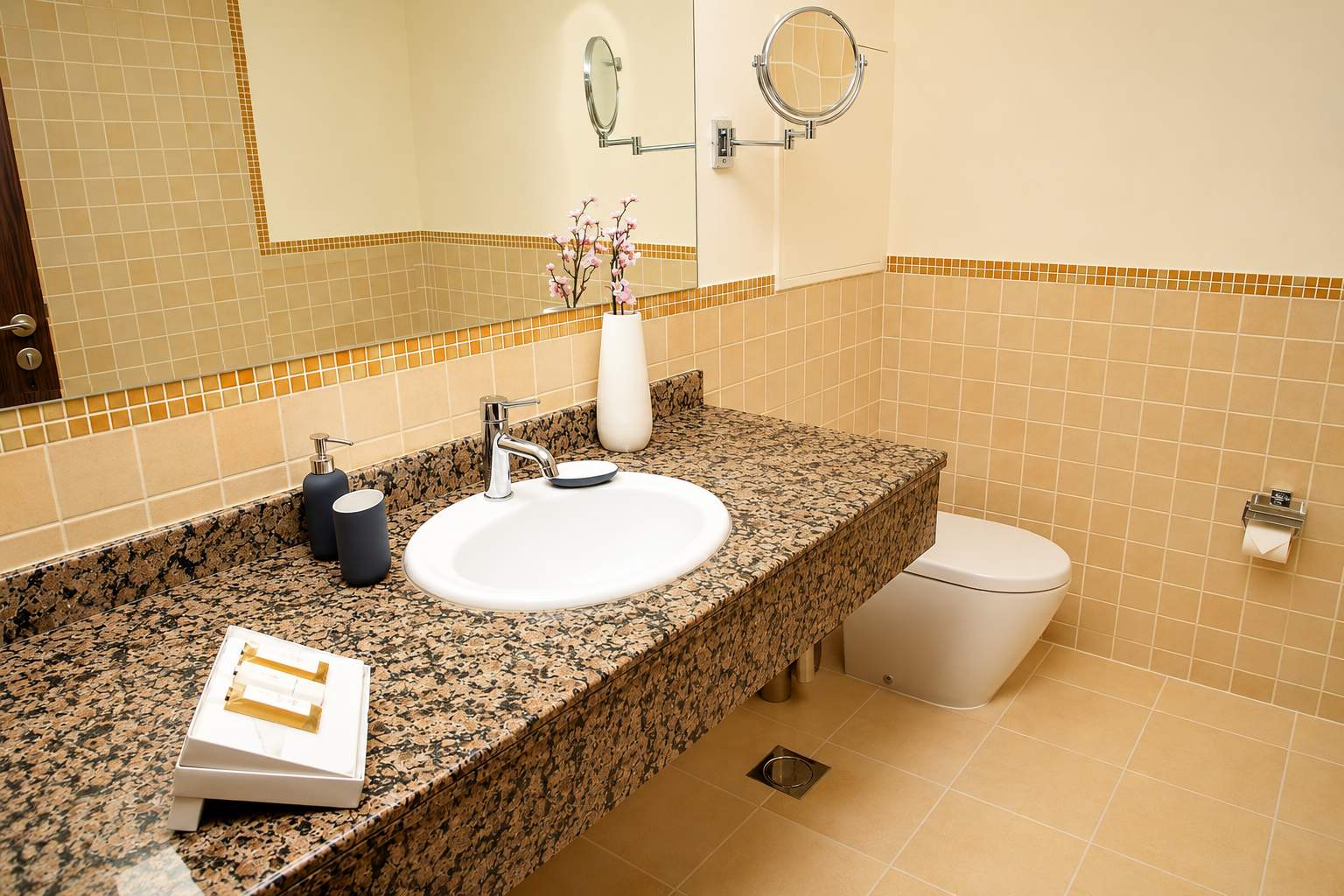 Dubai Marina 2BR Apartment with Beach Access - Image 12