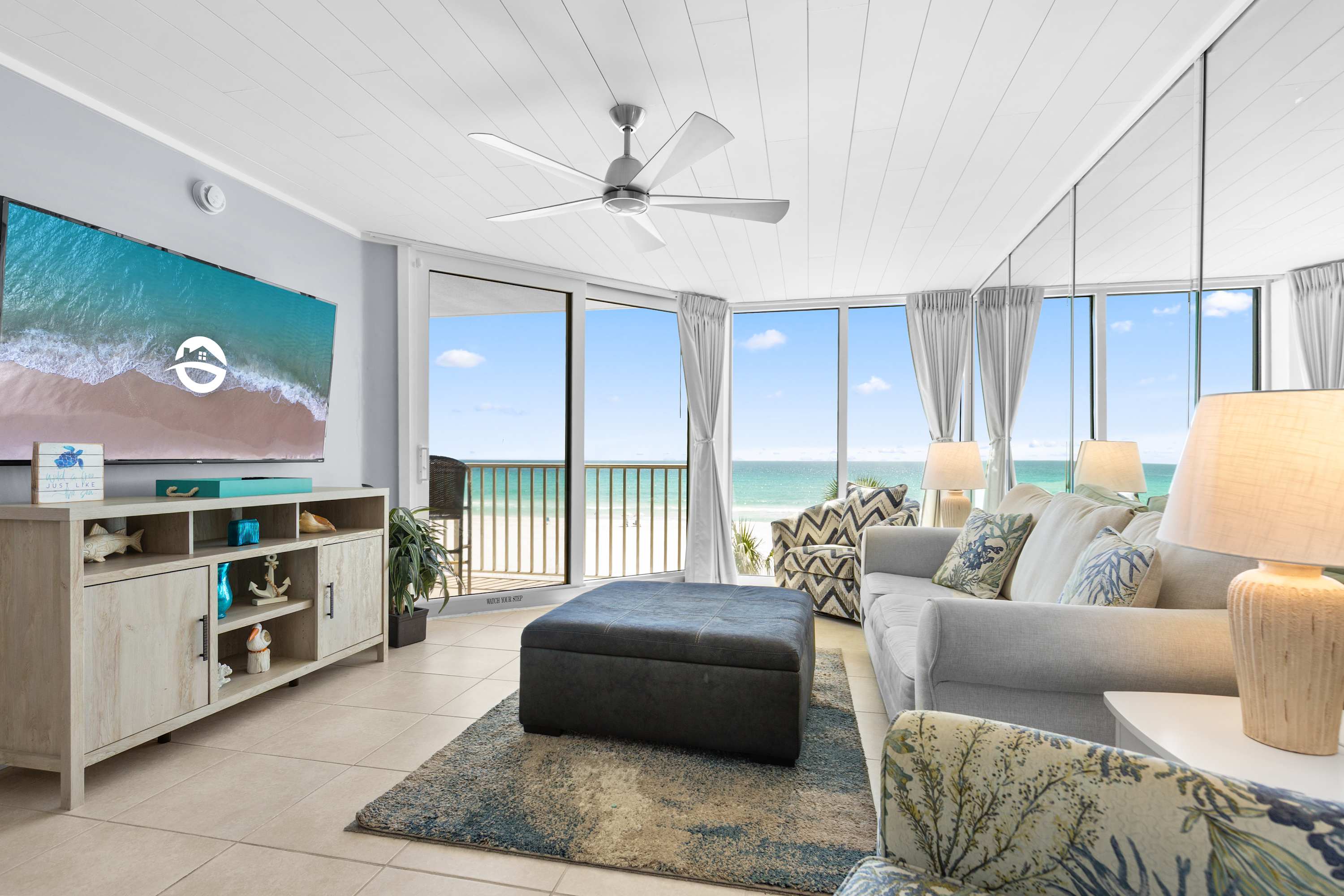 Beachfront Days Ocean View Condo at Edgewater w/ Balcony, Pool, Beach Access, Sleeps 4 | Unlock Local Activity Experiences Daily 8
