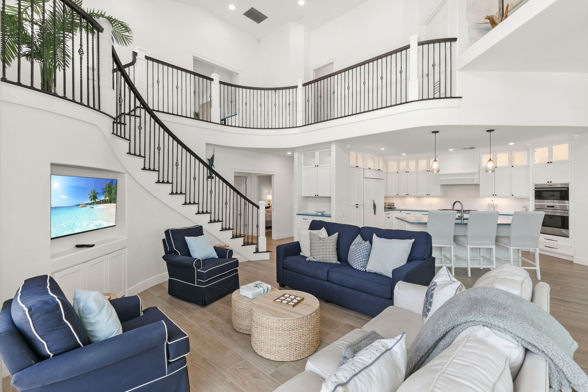 https://assets.guesty.com/image/upload/v1786298127/production/667eee524bd396ee968c2e10/rkuefxjwvvnv7sopuixn.jpg