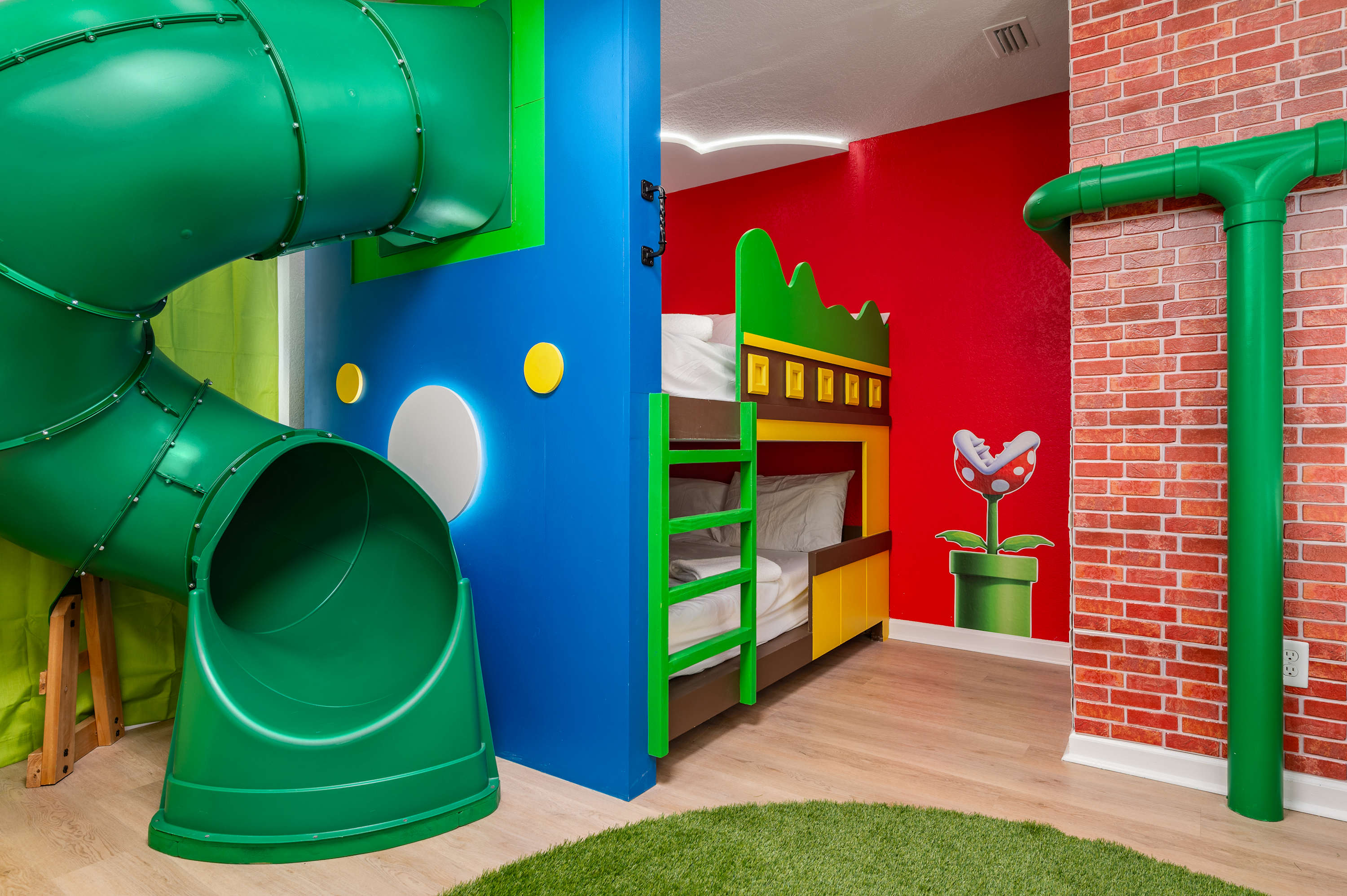 Themed House with Heated Private Pool & Game Room