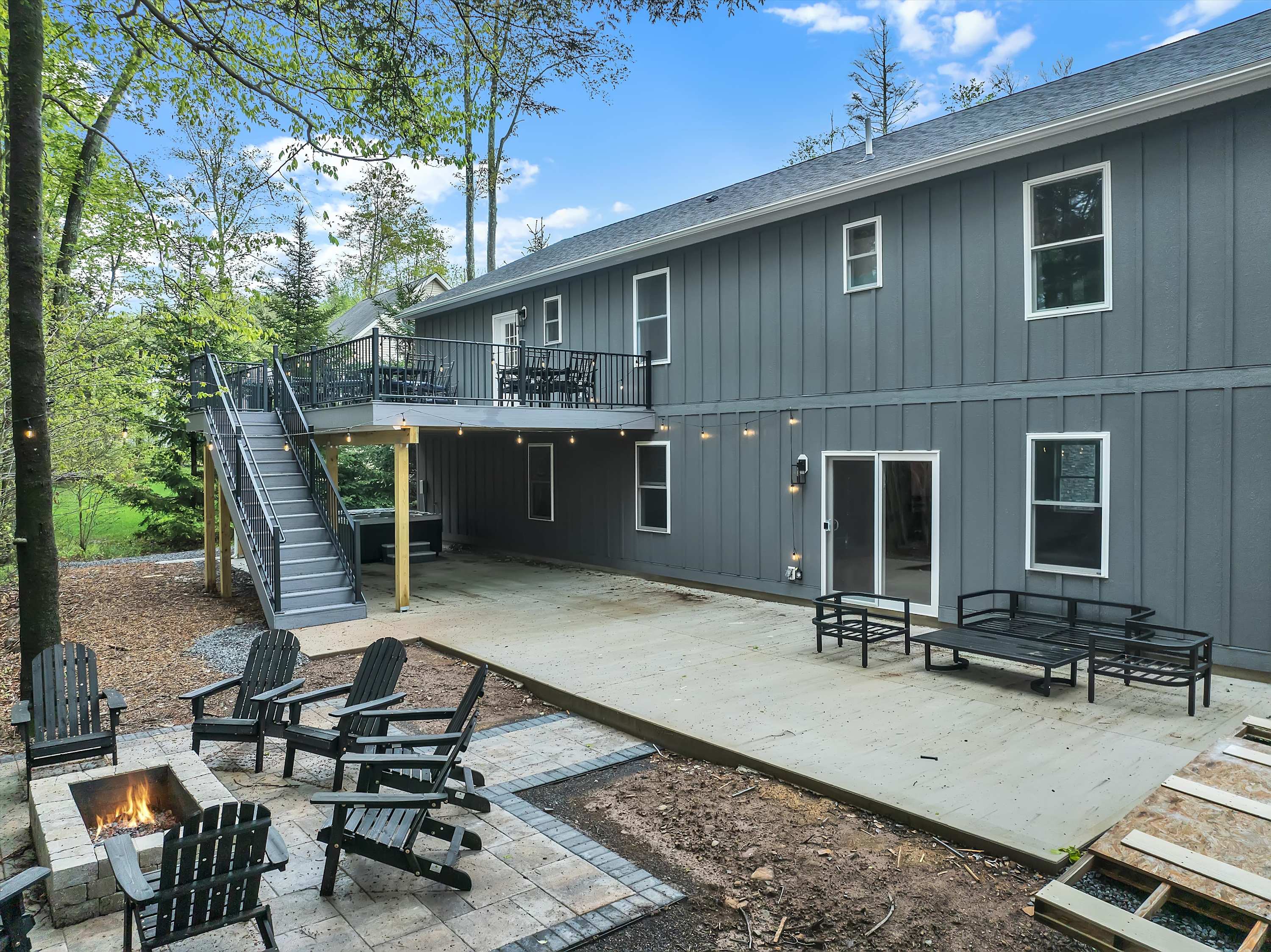 Private Pool Chalet | HotTub | Firepit | Game Room