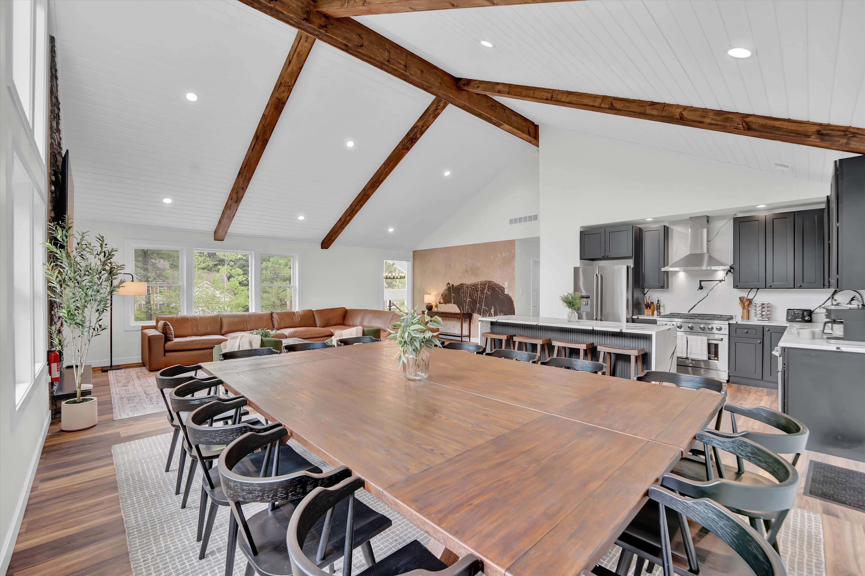 Private Pool Chalet | HotTub | Firepit | Game Room
