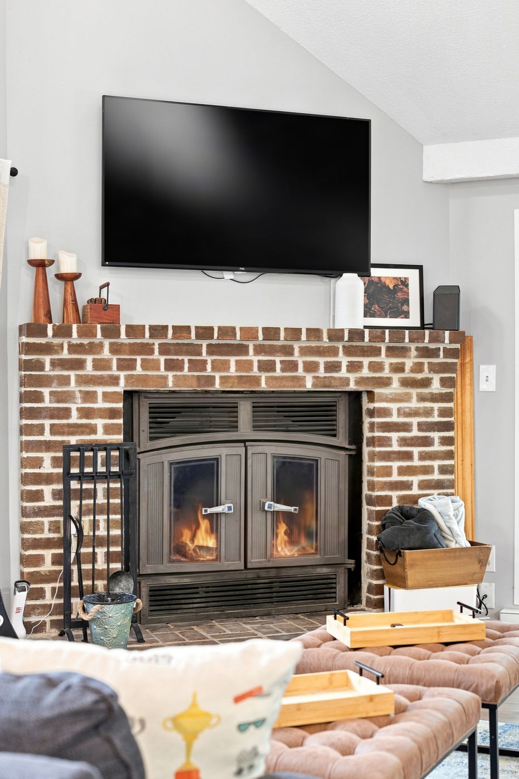 The fireplace in the home is decorative only and not for use. While it adds charm to the space, it is currently not functional. We appreciate your understanding and hope you enjoy the cozy ambiance it brings!