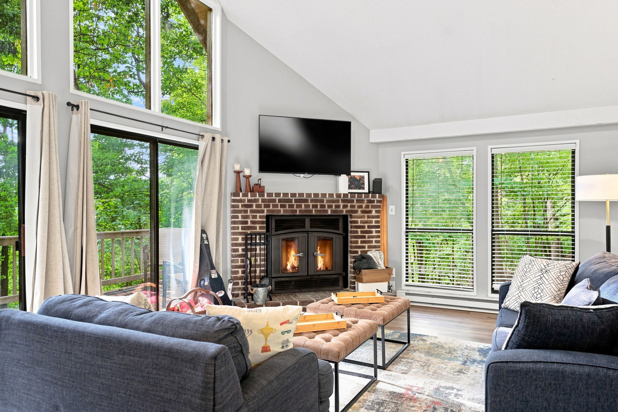 The fireplace in the home is decorative only and not for use. While it adds charm to the space, it is currently not functional. We appreciate your understanding and hope you enjoy the cozy ambiance it brings!