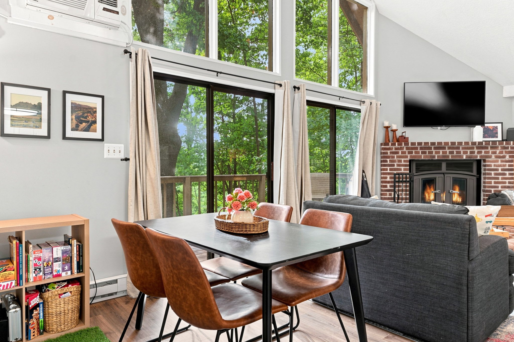 The fireplace in the home is decorative only and not for use. While it adds charm to the space, it is currently not functional. We appreciate your understanding and hope you enjoy the cozy ambiance it brings!