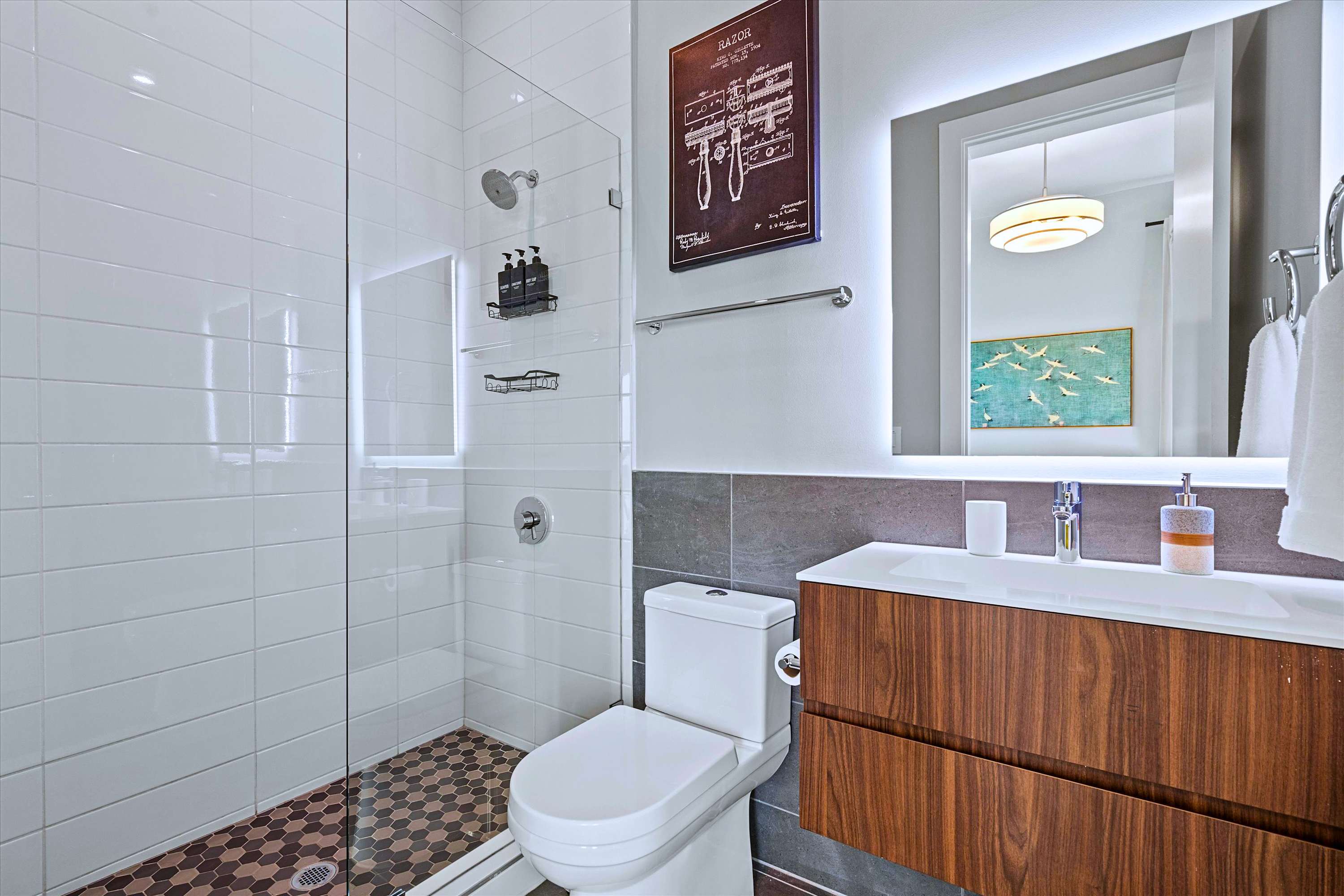 Clean and Refreshing Bathroom Space for Your Daily Routine