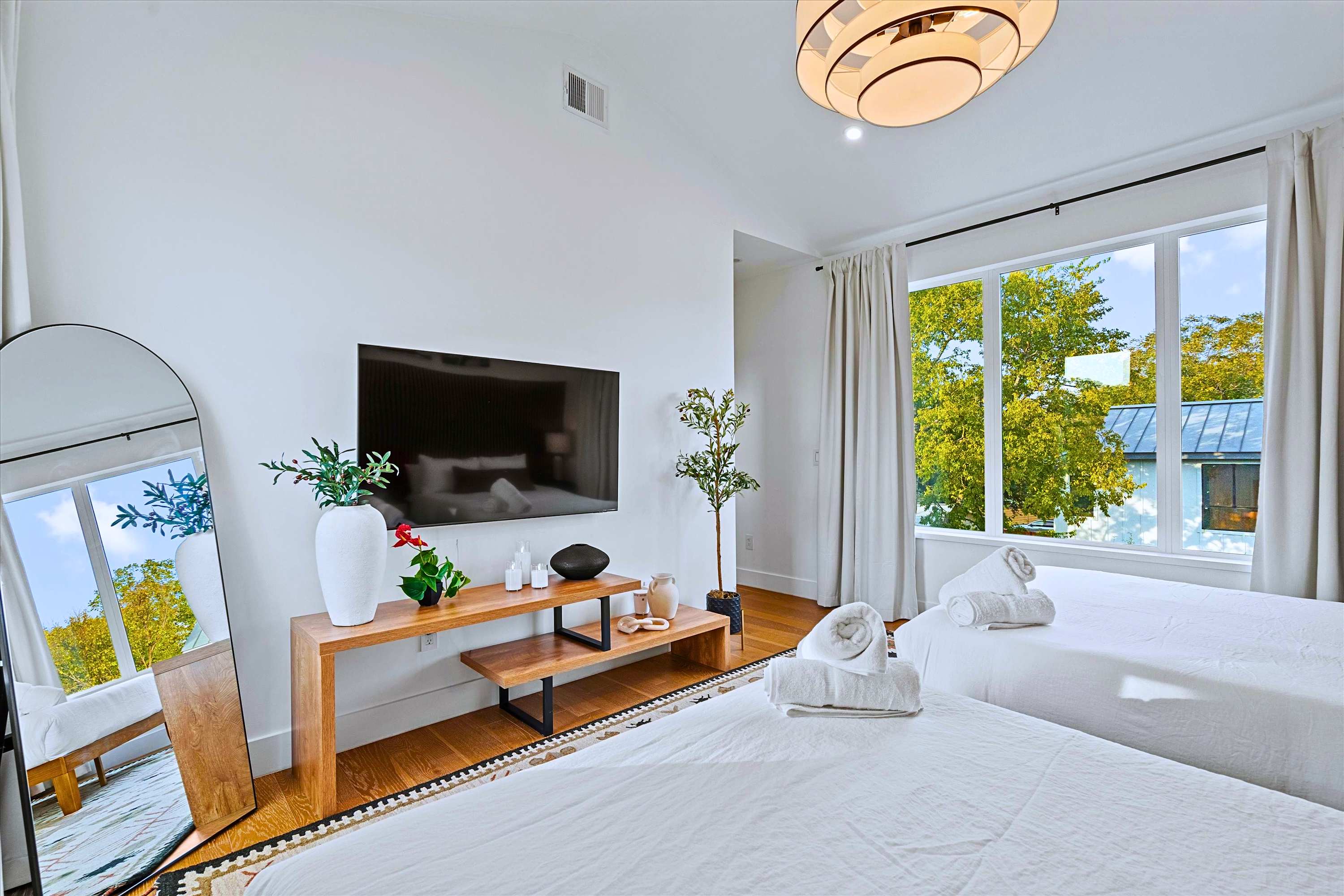 Spacious Two-Queen Room Perfect for Friends and Family