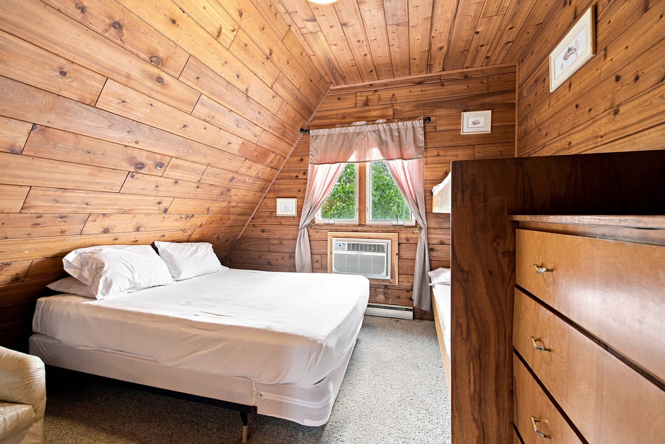 Comfortable bedrooms provides a simple, restful space to recharge.