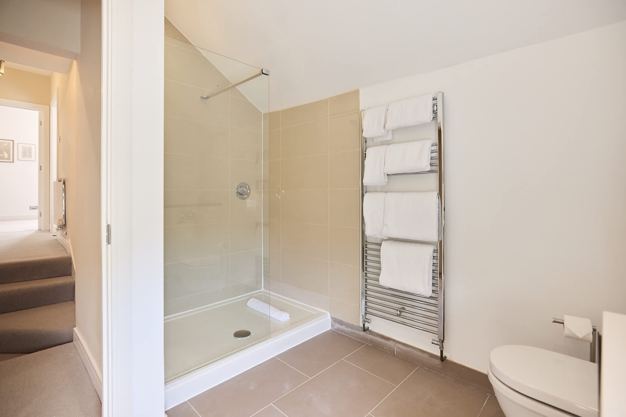 The Haymarket Loft & Garden House in Haymarket Road 7 CB3 0BQ - Property image 34 - VivreStays