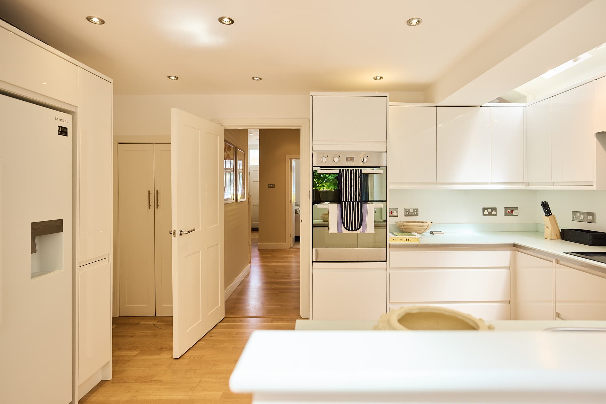 The Haymarket Loft & Garden House in Haymarket Road 7 CB3 0BQ - Property image 7 - VivreStays