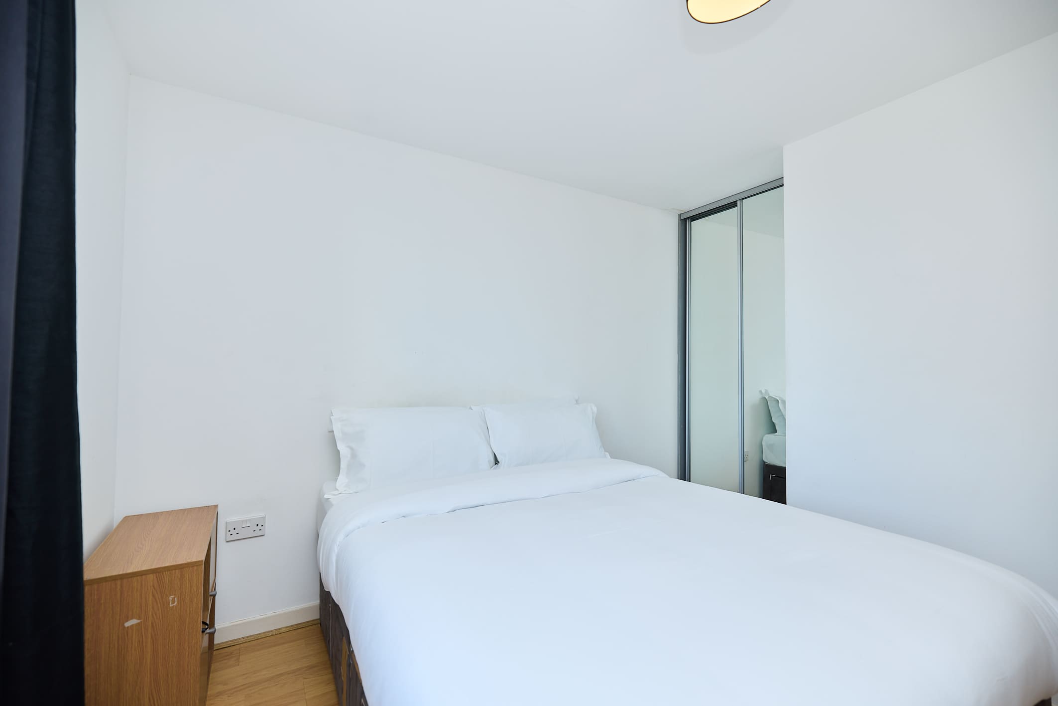 The Flat That Looked East in Flat 91 The Lock Building, 72 High Street, Stratford E15 2QG - Property image 11 - VivreStays